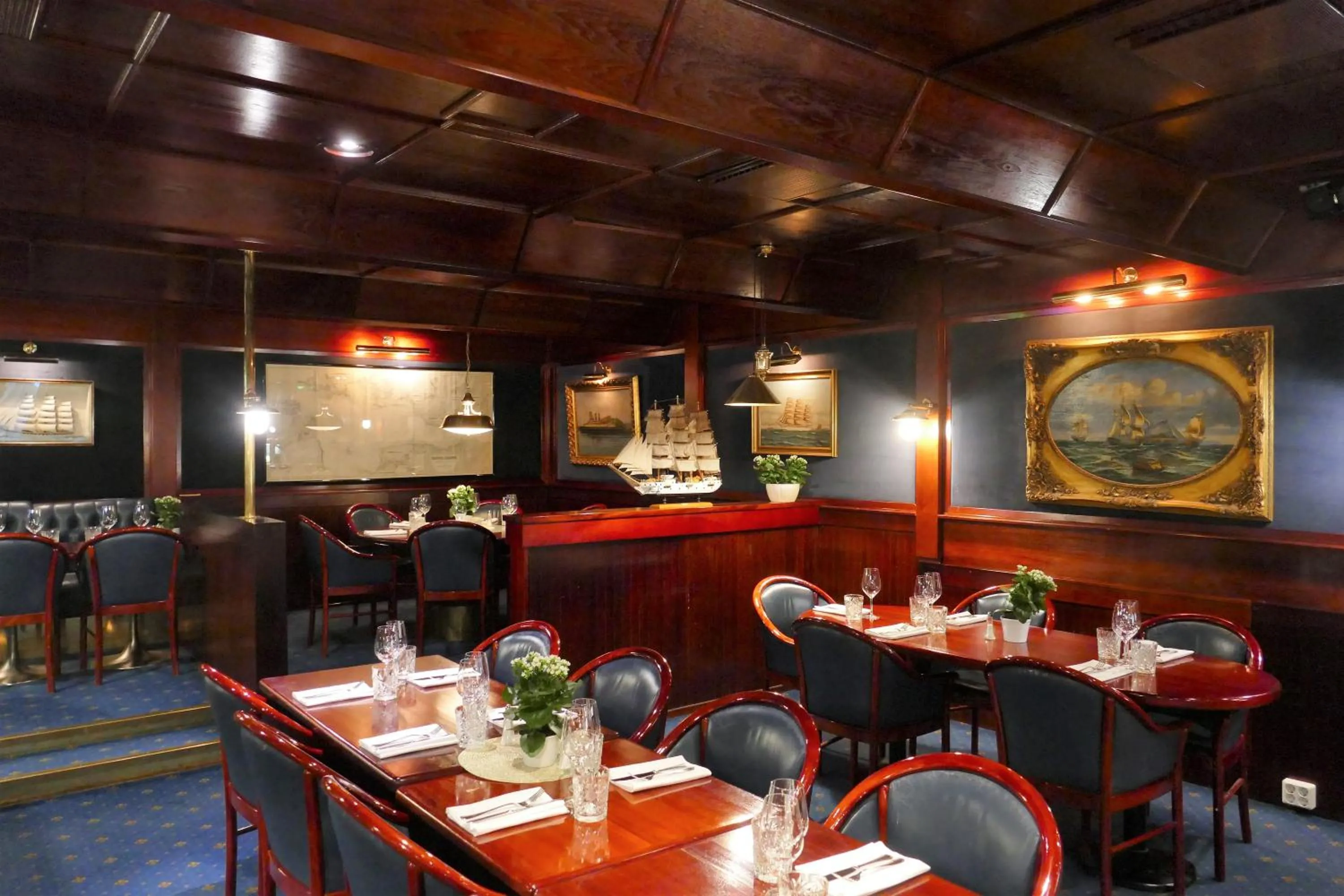 Restaurant/places to eat in Hotel Kalliohovi