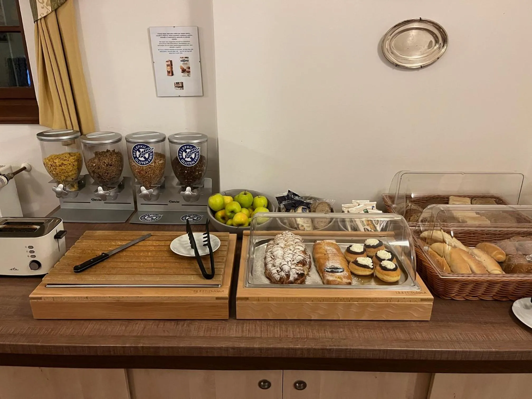 Breakfast in Adalbert Ecohotel