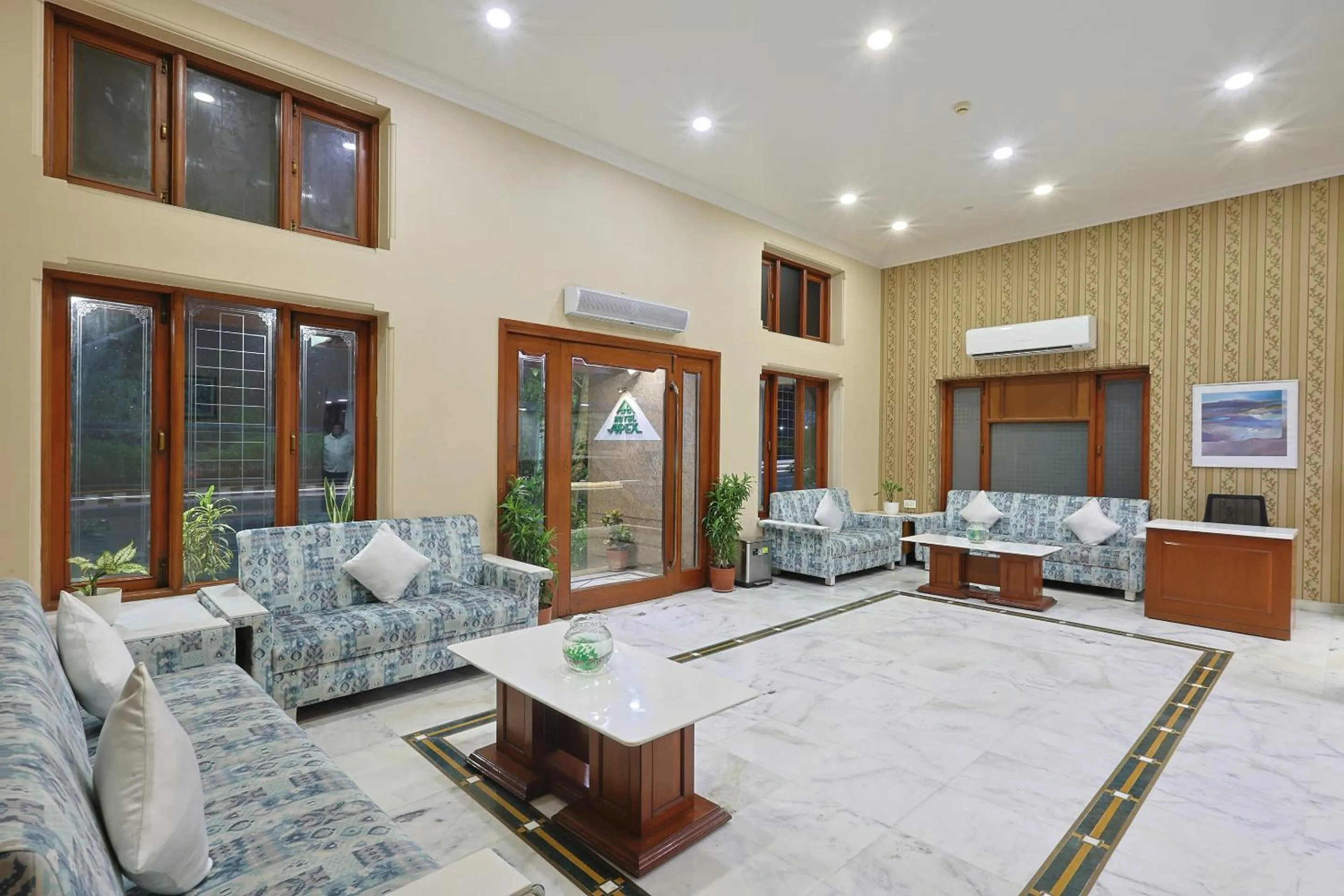 Lobby or reception in Hotel Apex
