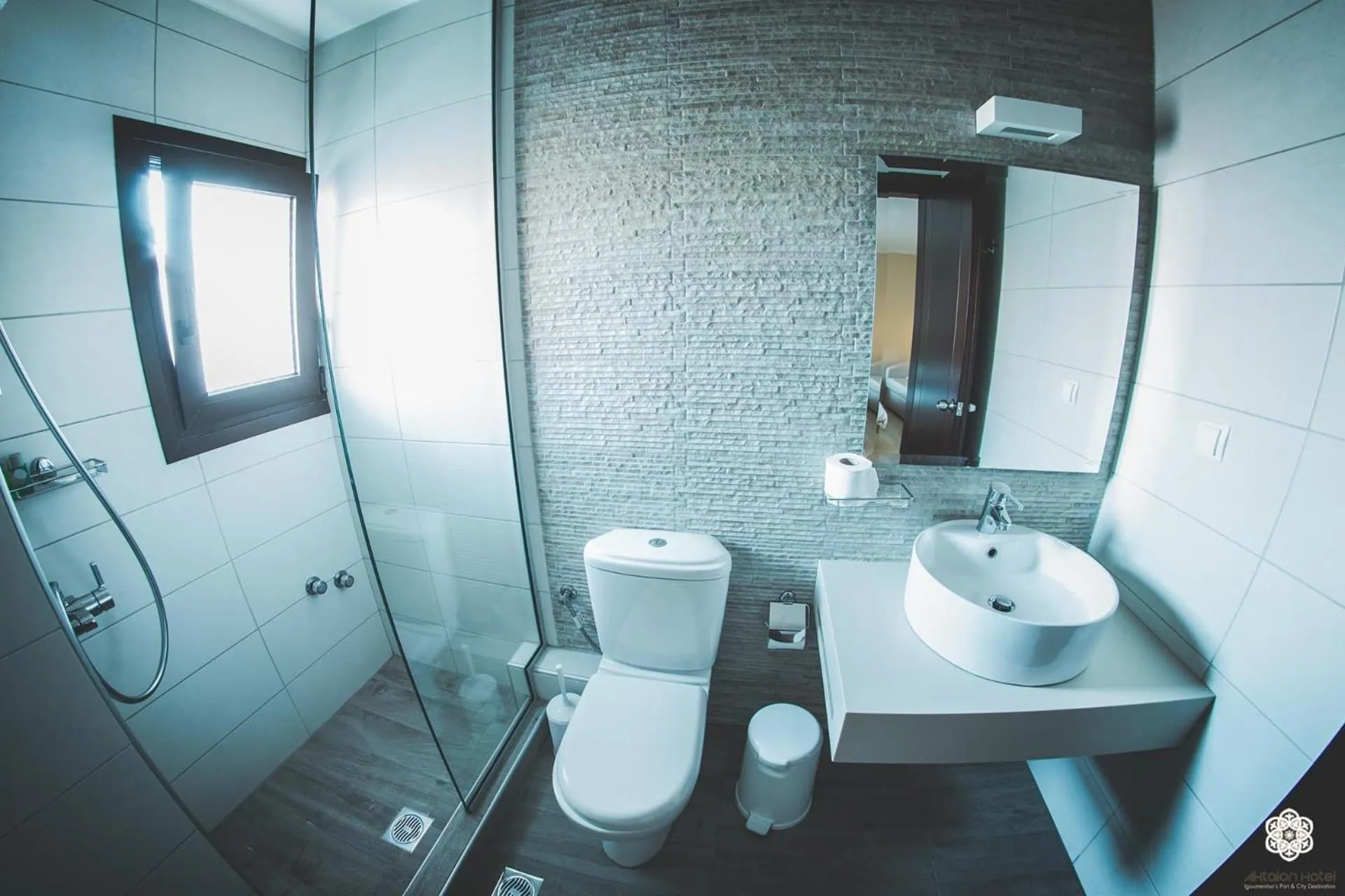 Bathroom in Aktaion Hotel