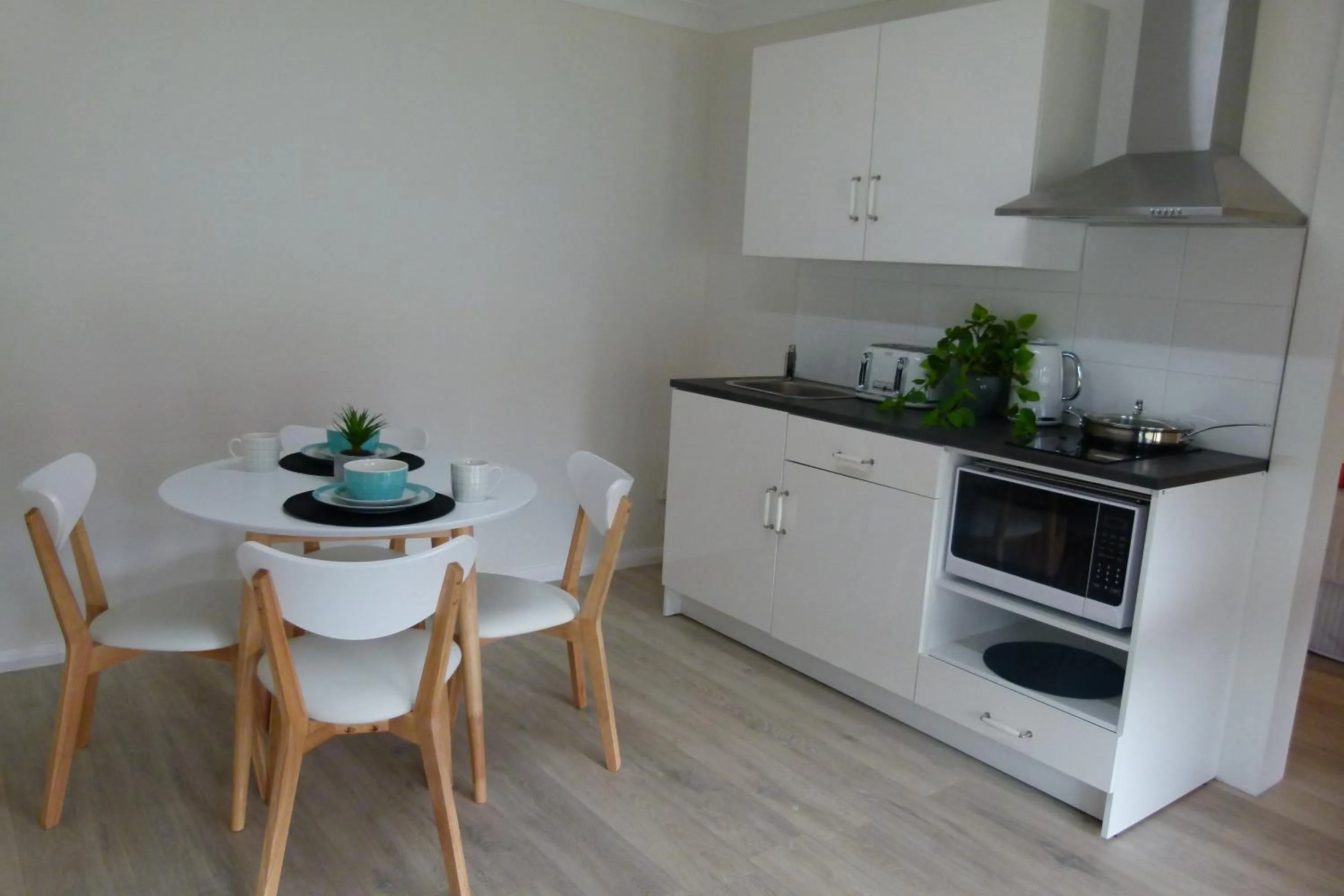 Kitchen or kitchenette in The Sanctuary at Paradise Beach B&B