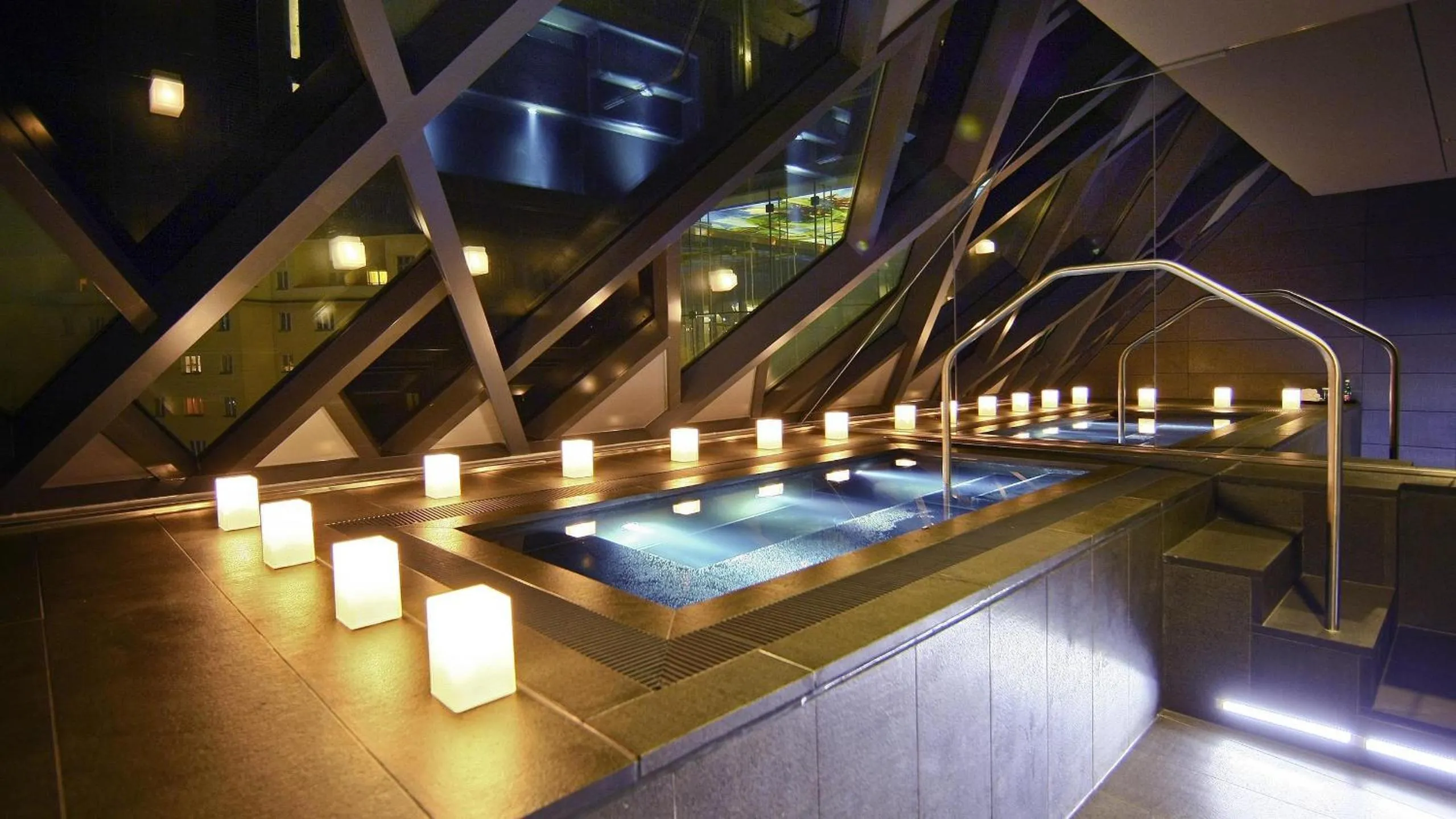 Spa and wellness centre/facilities in SO/ Vienna