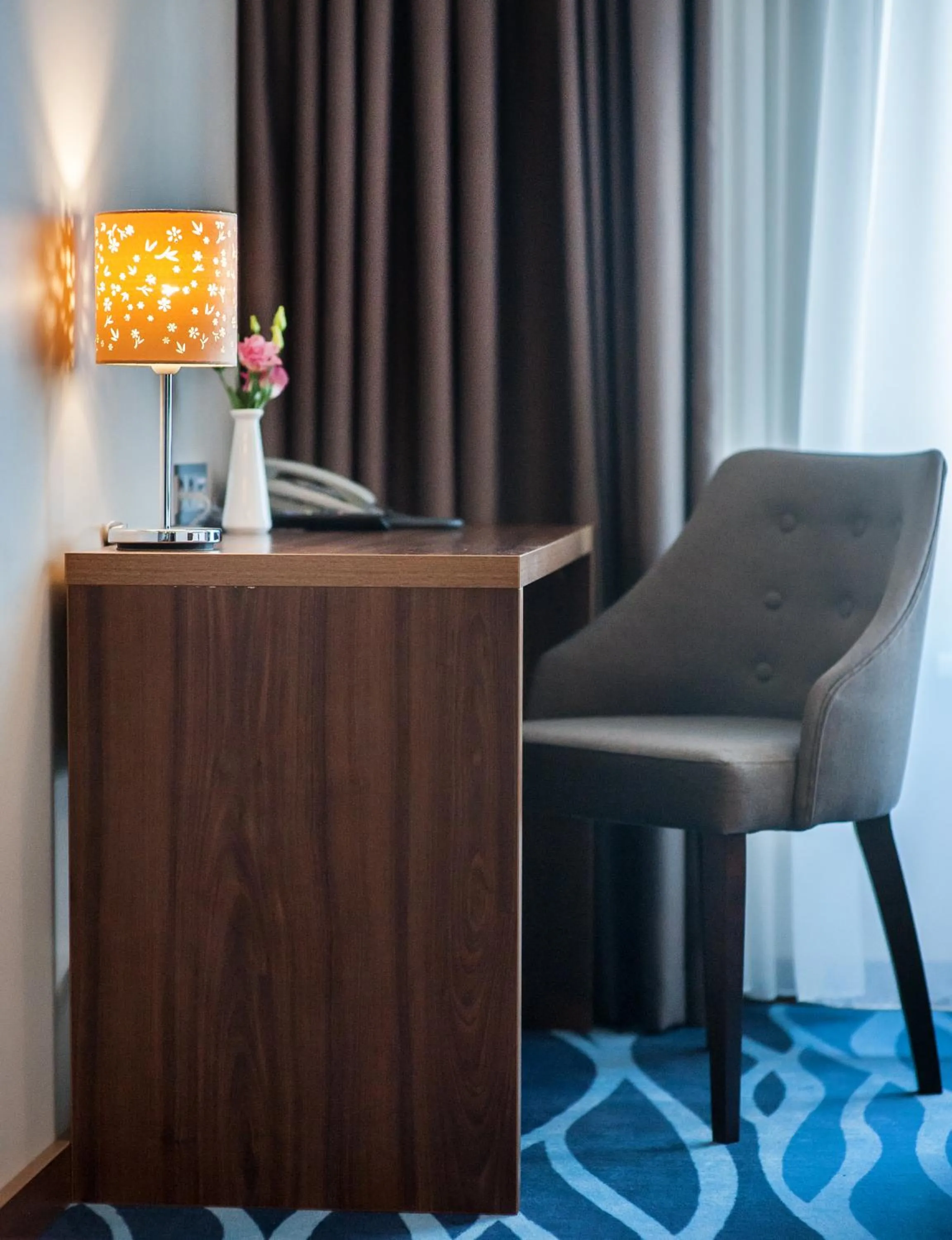 Property building in Hotel Porto