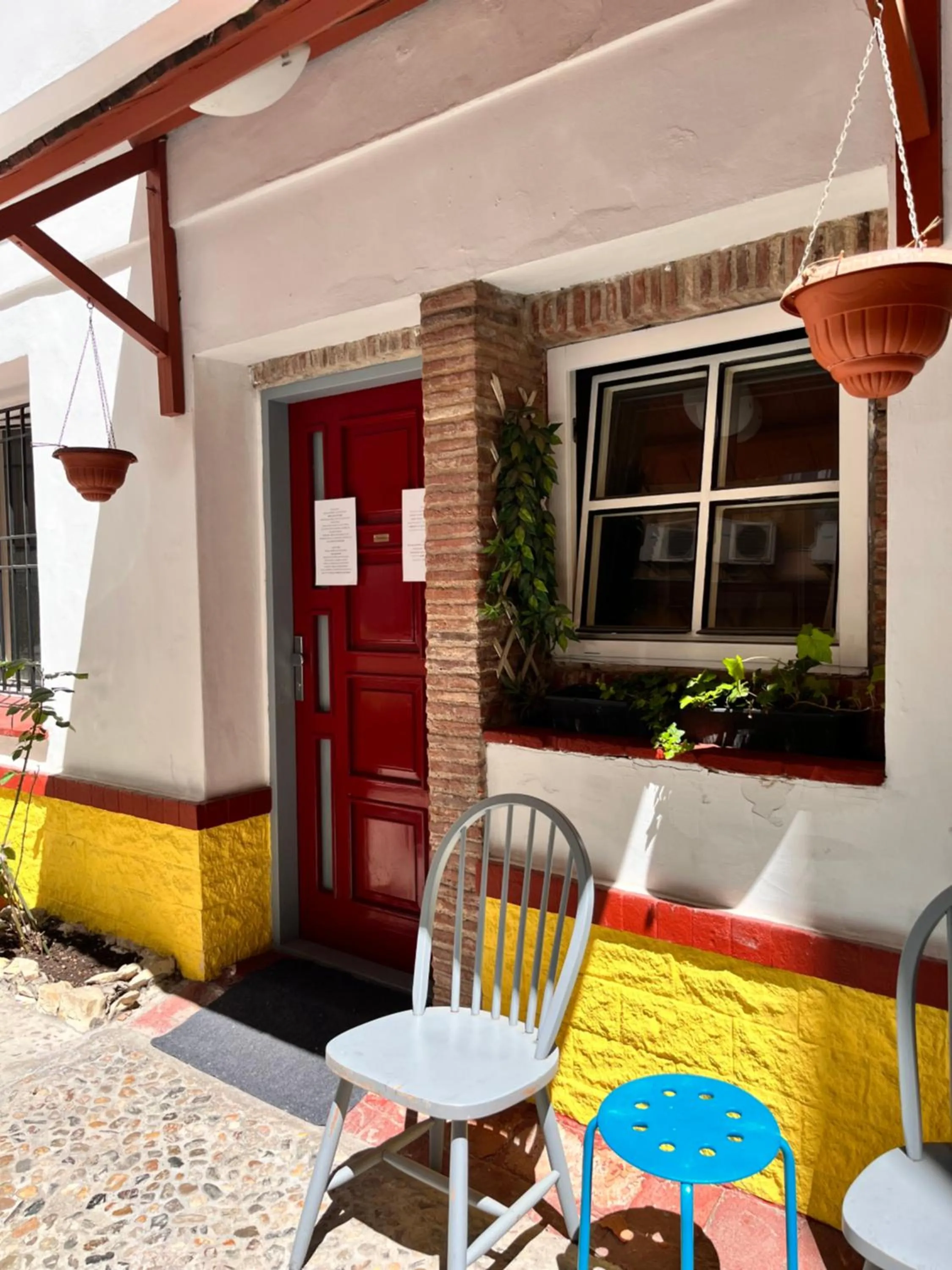 Facade/entrance in Casa Italia Prague