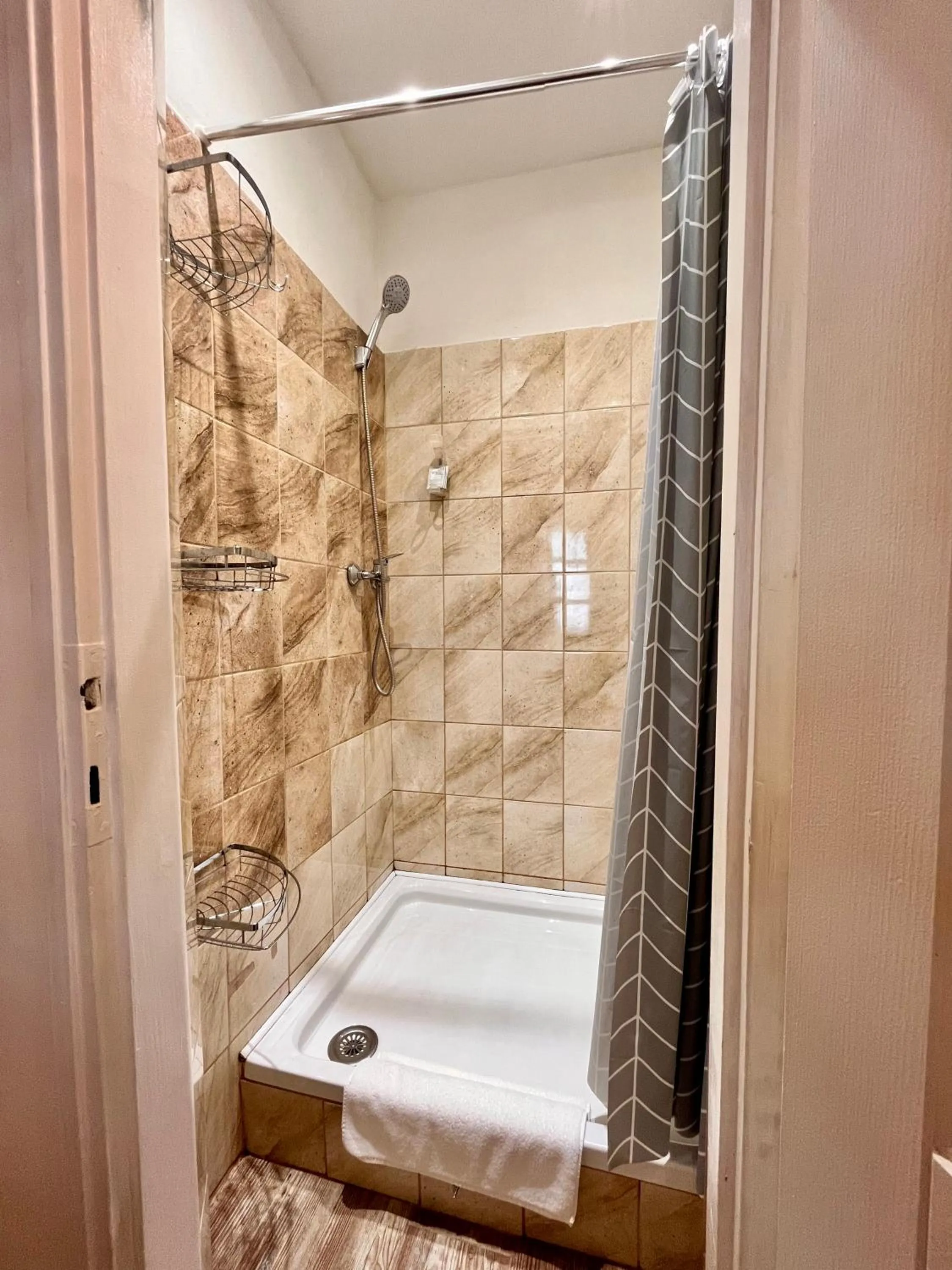 Shower in Casa Italia Prague