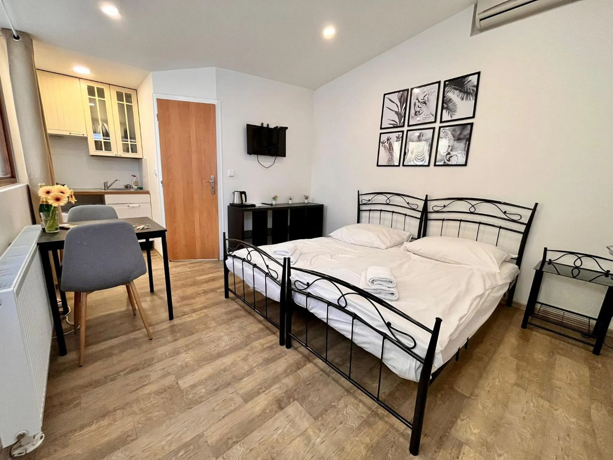 Bed in Casa Italia Prague