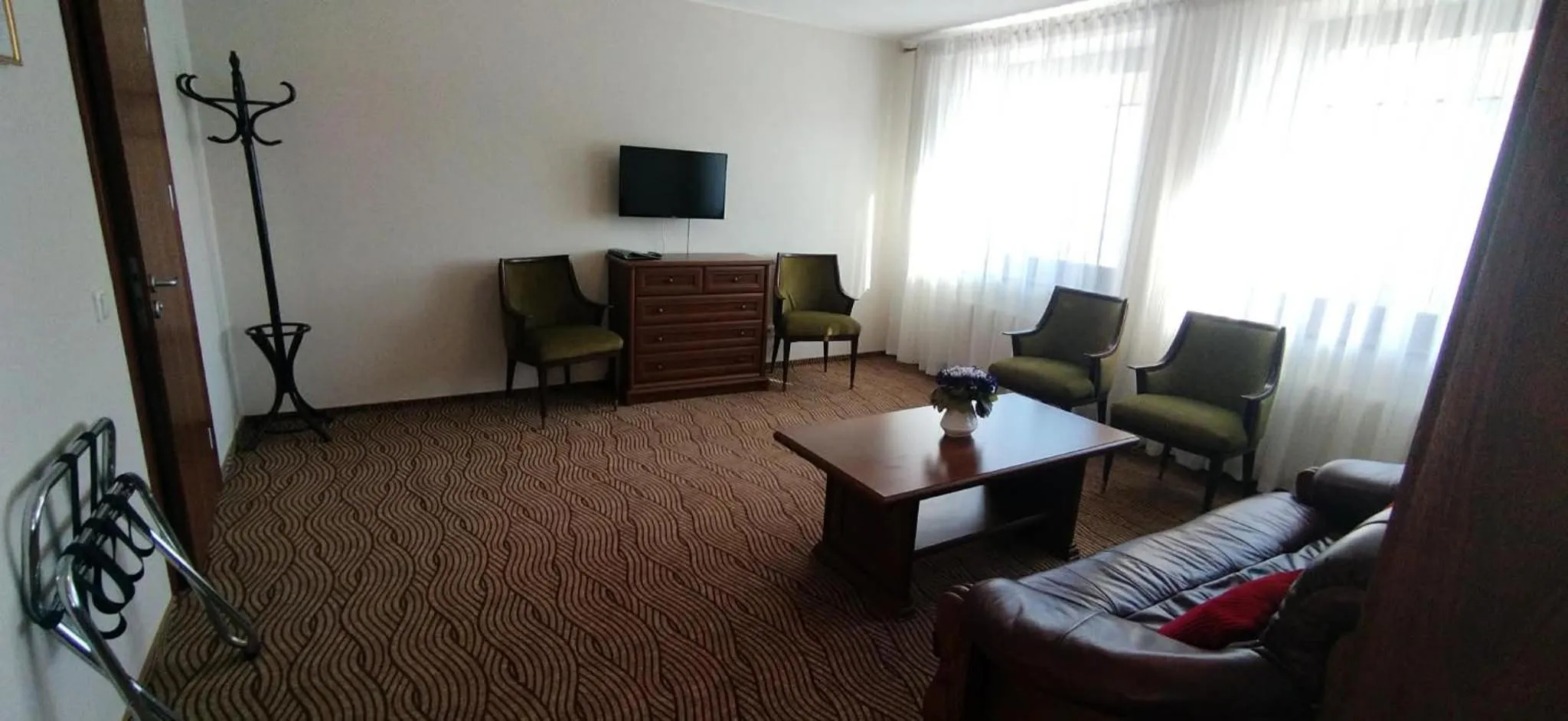 Communal lounge/ TV room in Gilija