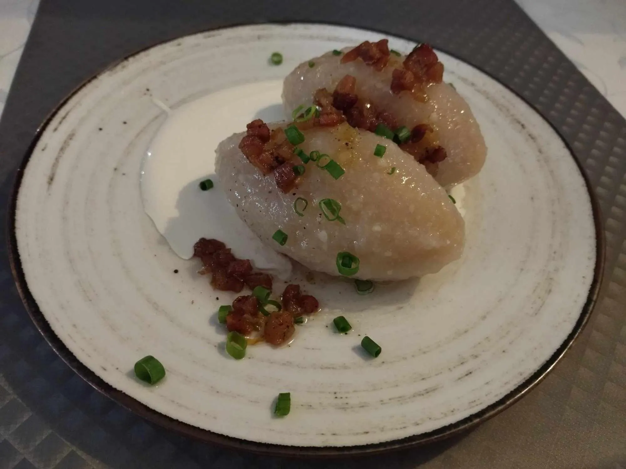 Restaurant/places to eat in Gilija