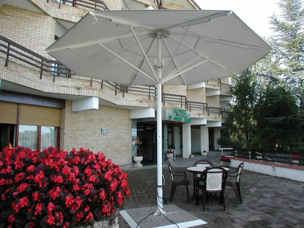 Patio in Hotel Rey Sancho Ramírez Somontano SL