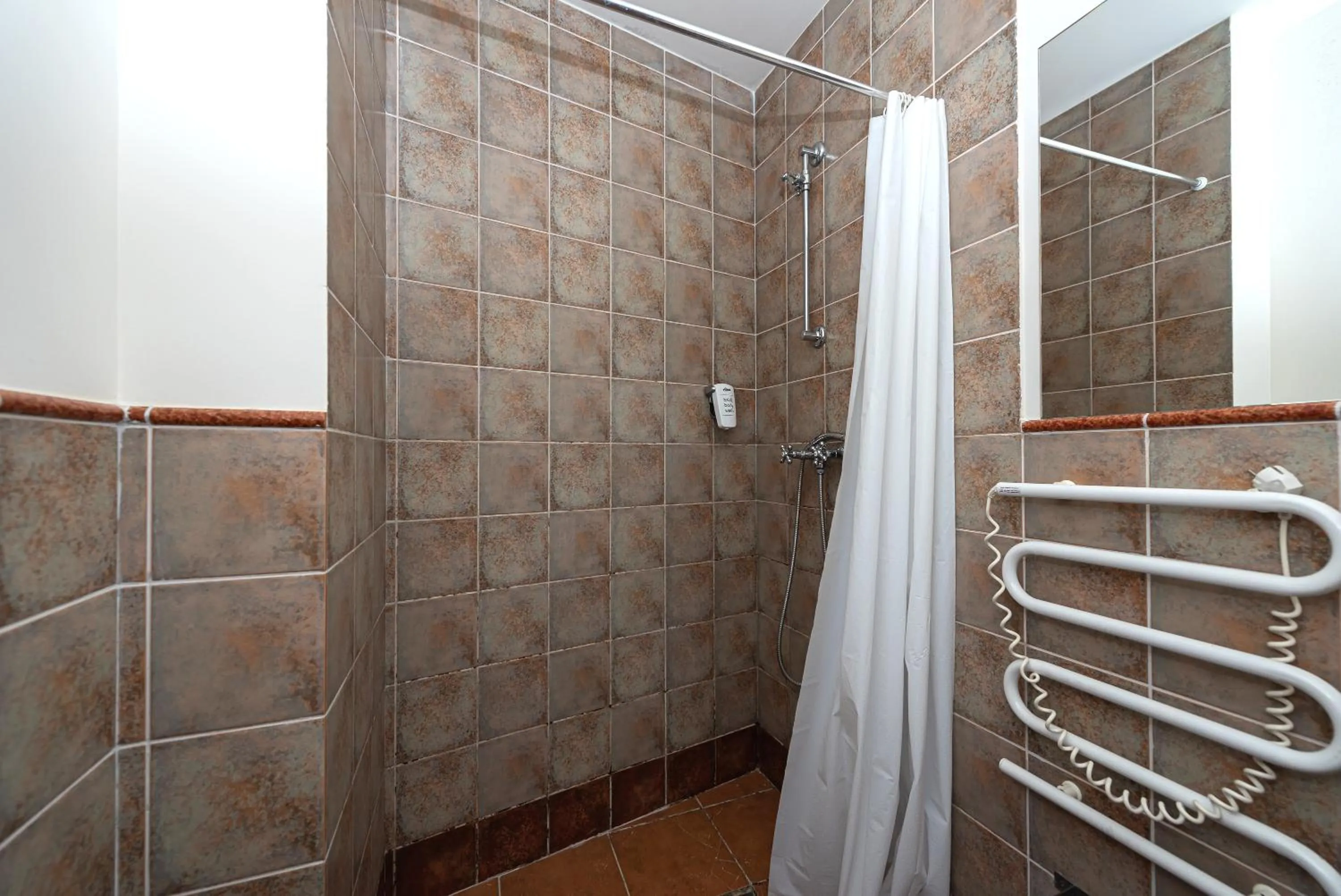 Shower in Alexa Old Town