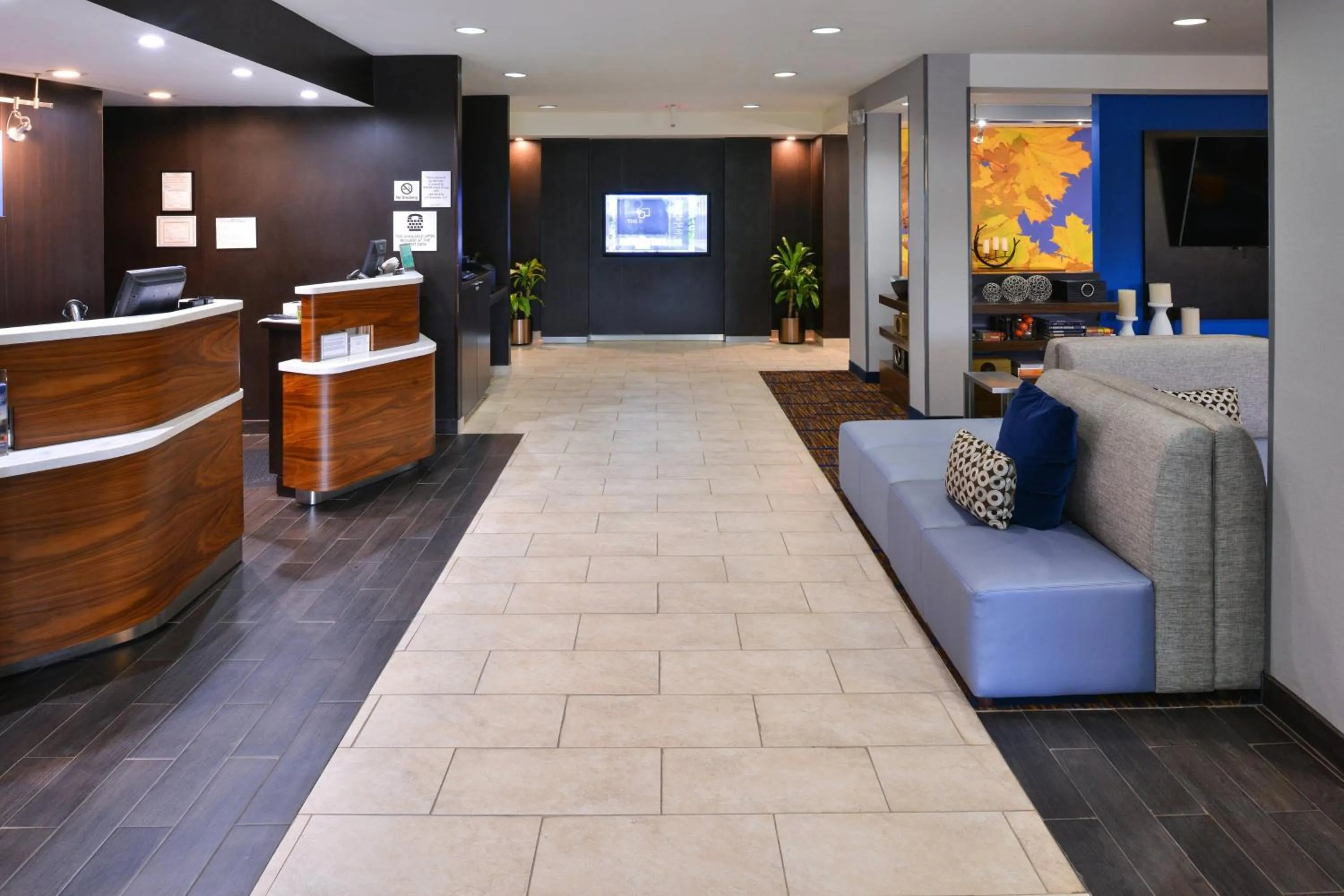 Lobby or reception in Courtyard Atlanta Suwanee