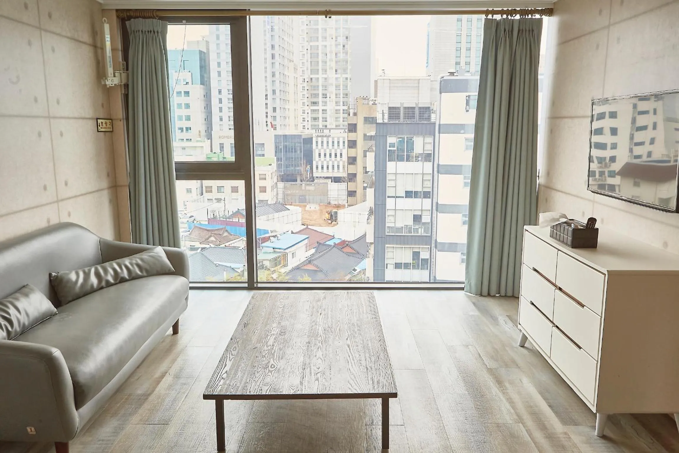 Living room in Guest 145