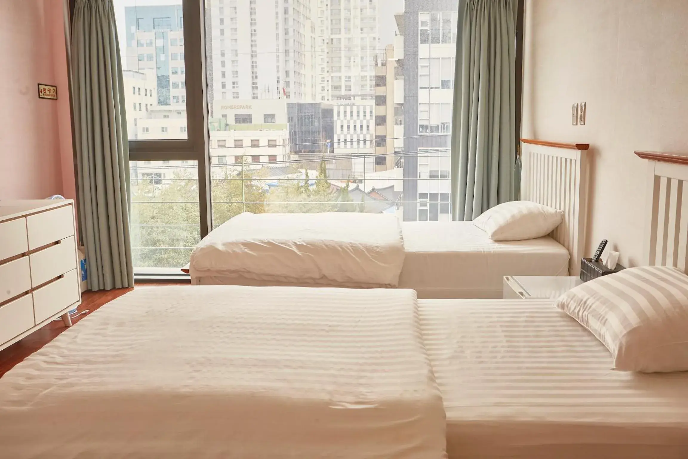 Twin Room with Private Bathroom in Guest 145 Twin Room with Private Bathroom in Guest 145