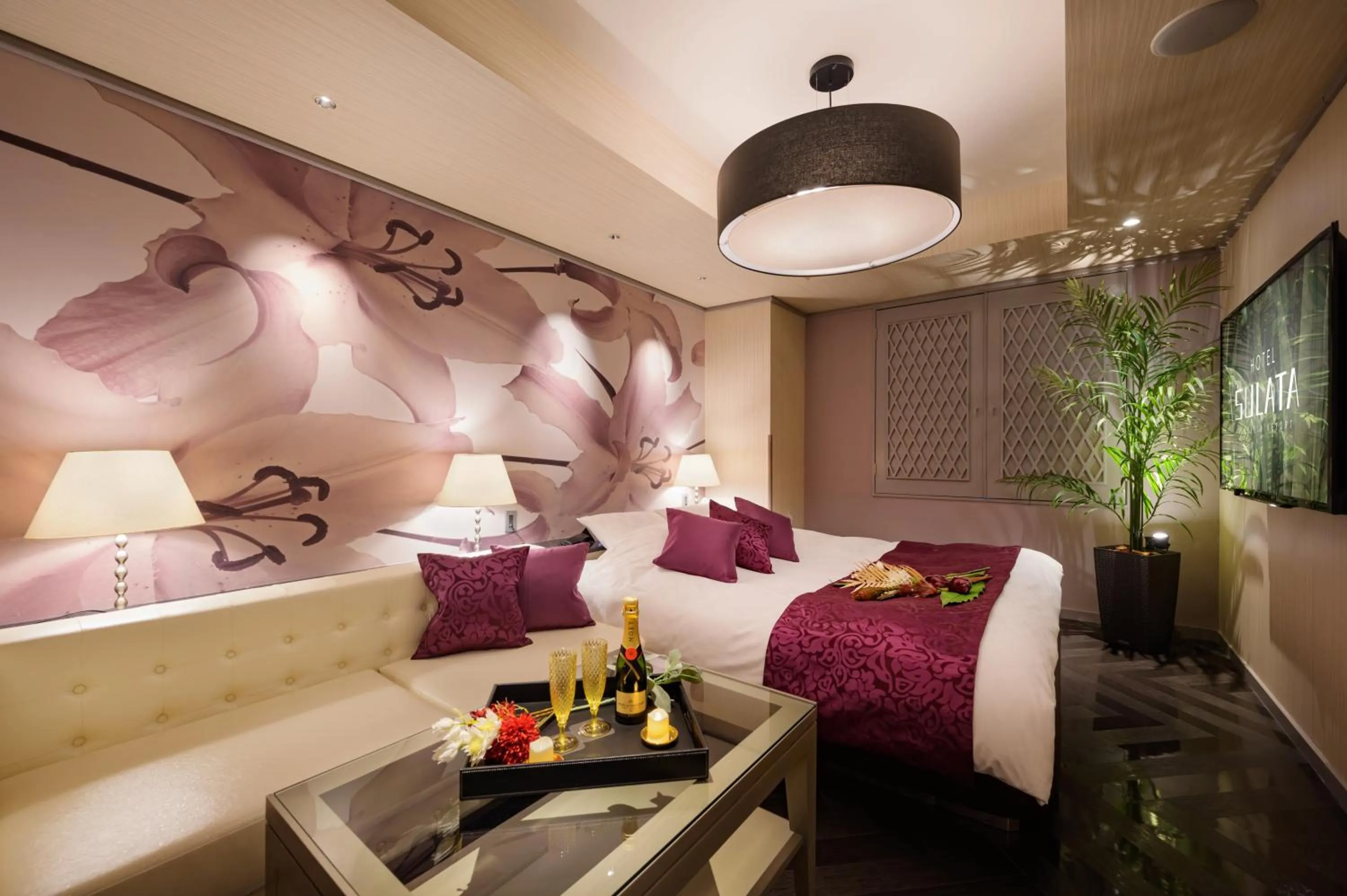 Bed in HOTEL SULATA GIFU HASHIMA (Adult Only)