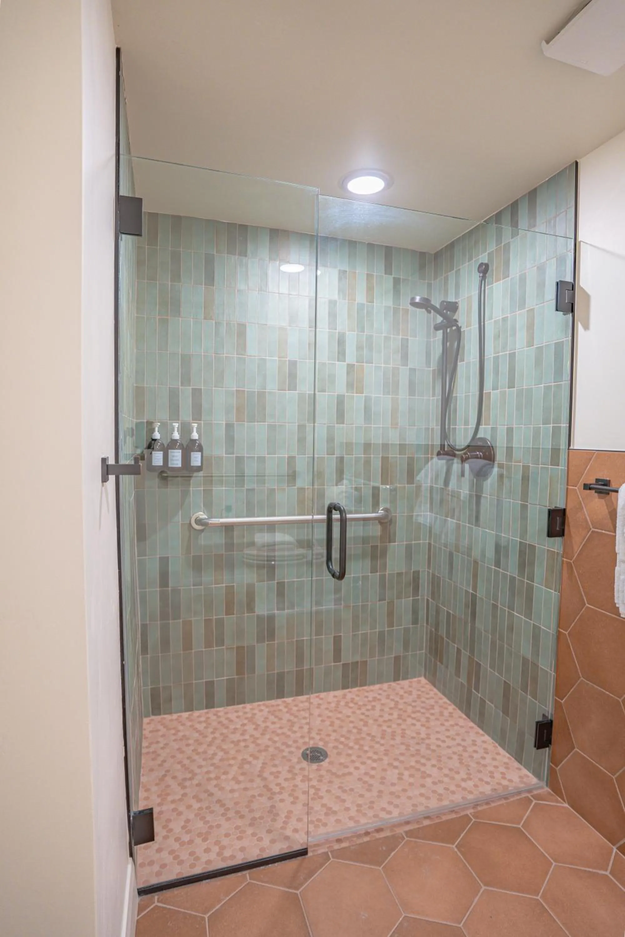 Shower in Petty Ranch Inn