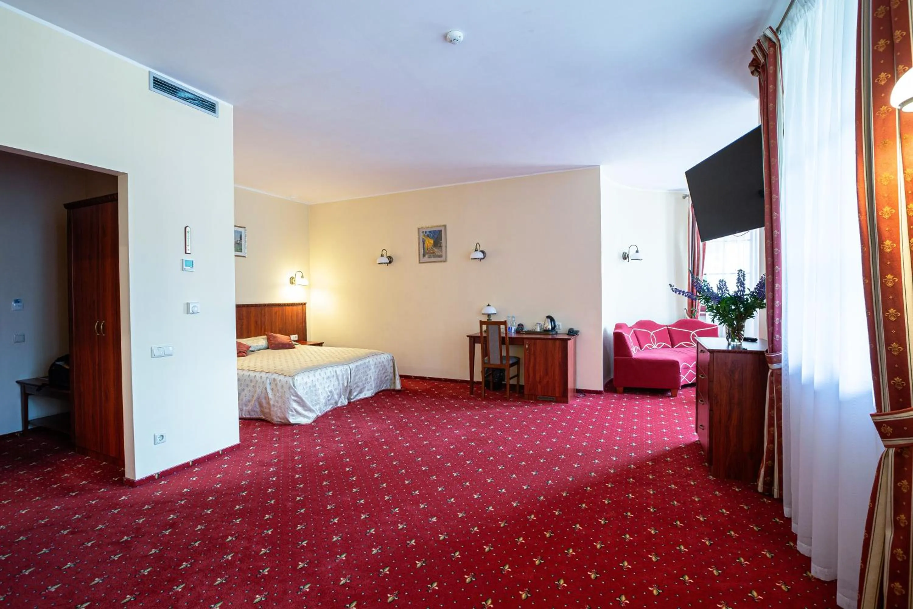 Living room, Bed in Galia