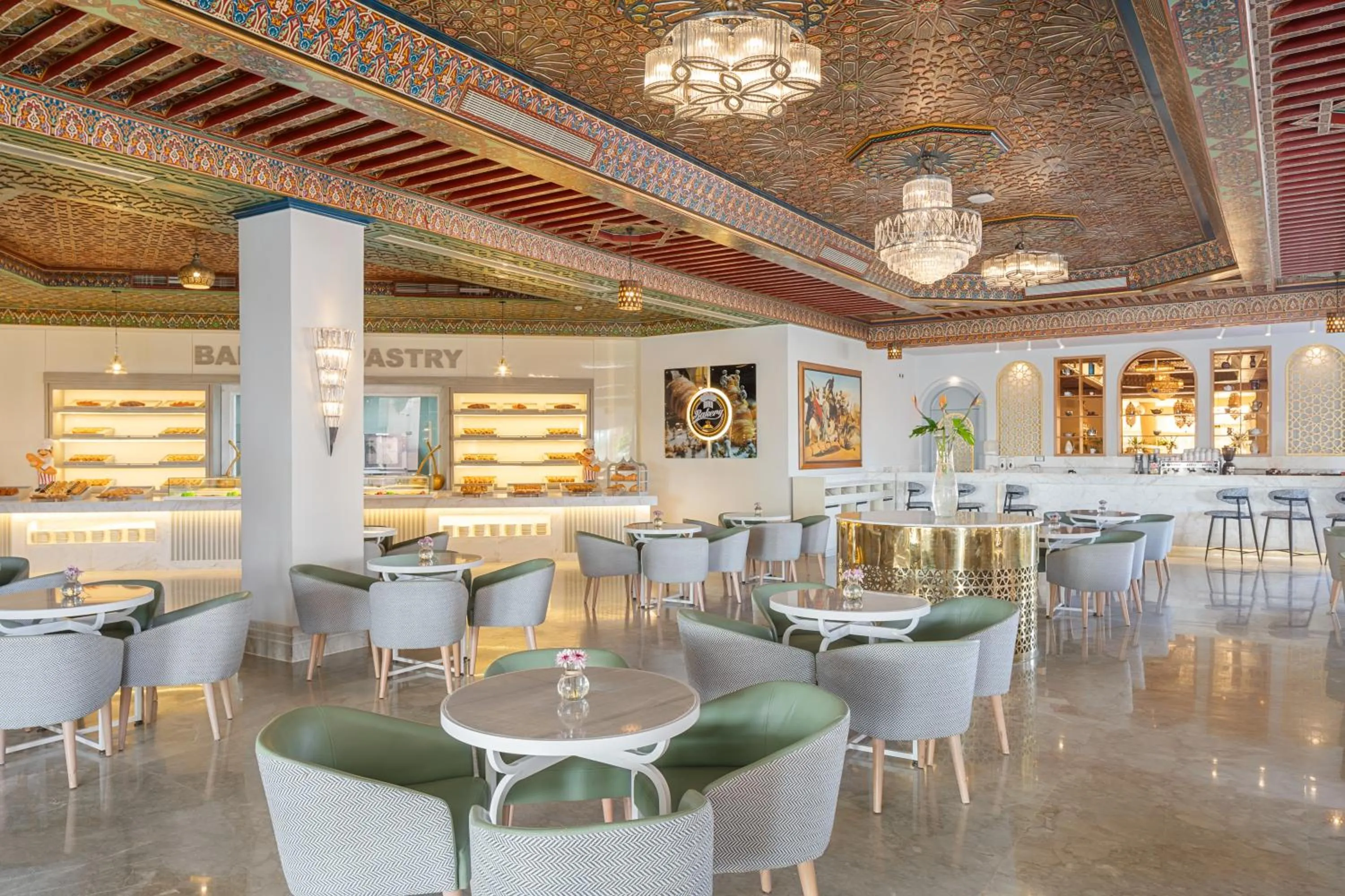 Lounge or bar in Pickalbatros Palace - Aqua Park Hurghada