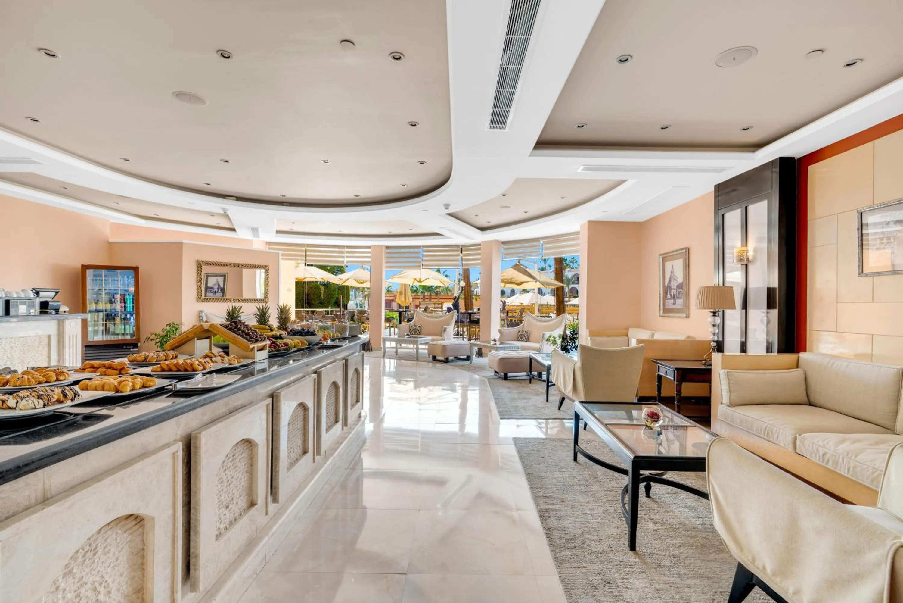 Lounge or bar in Royal Savoy Sharm El Sheikh