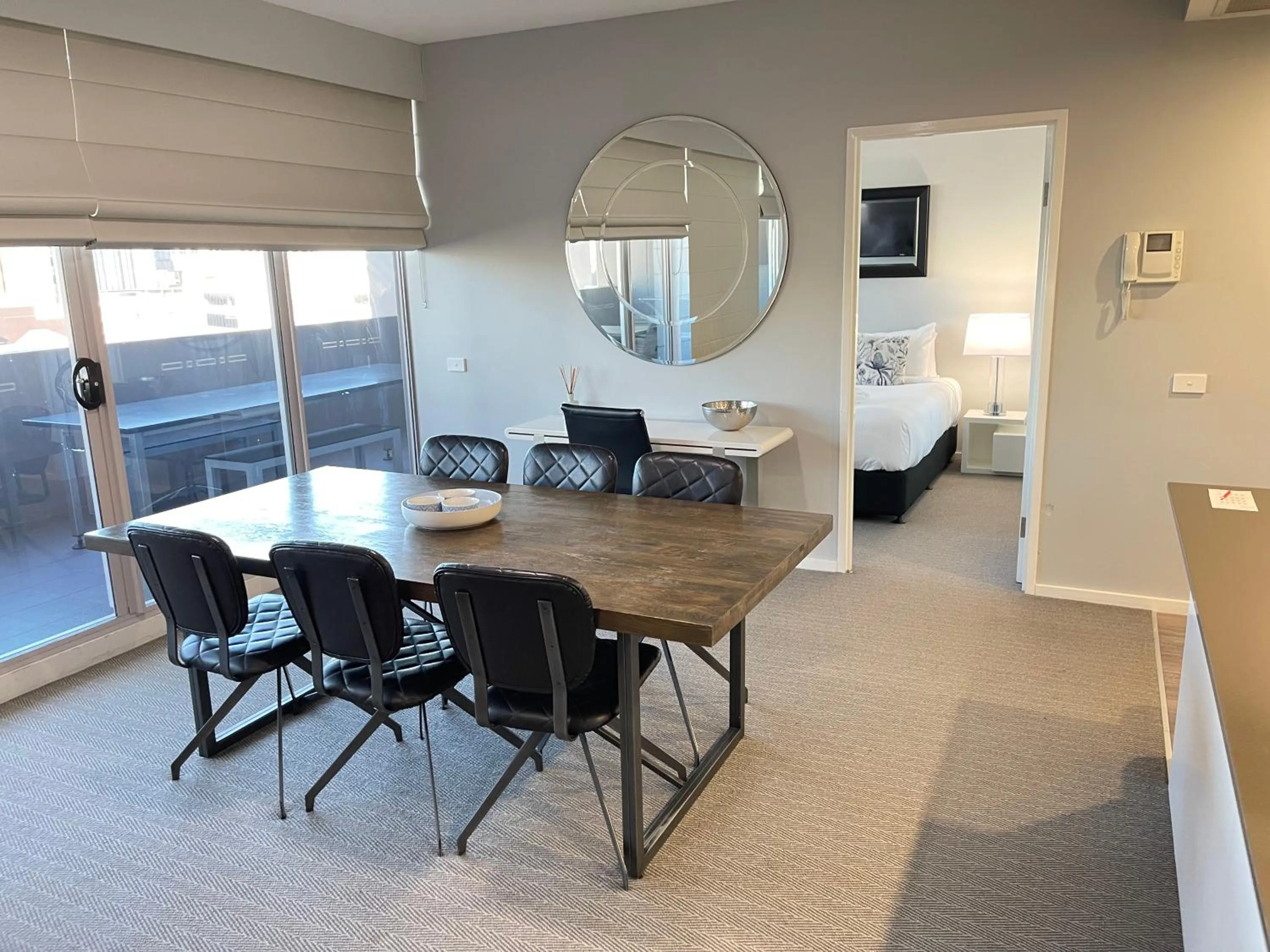 Honeysuckle Executive Apartments