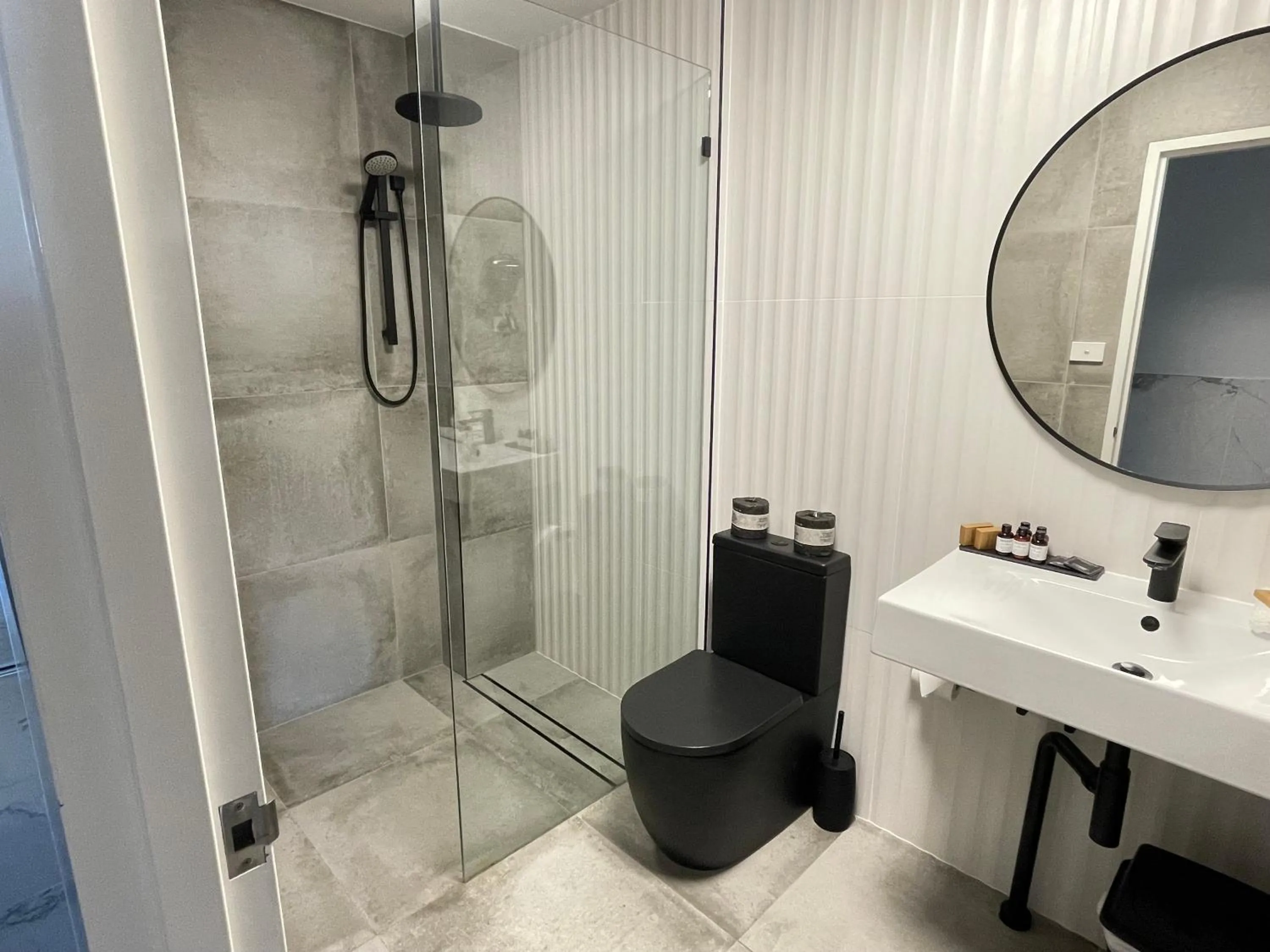 Honeysuckle Executive Apartments