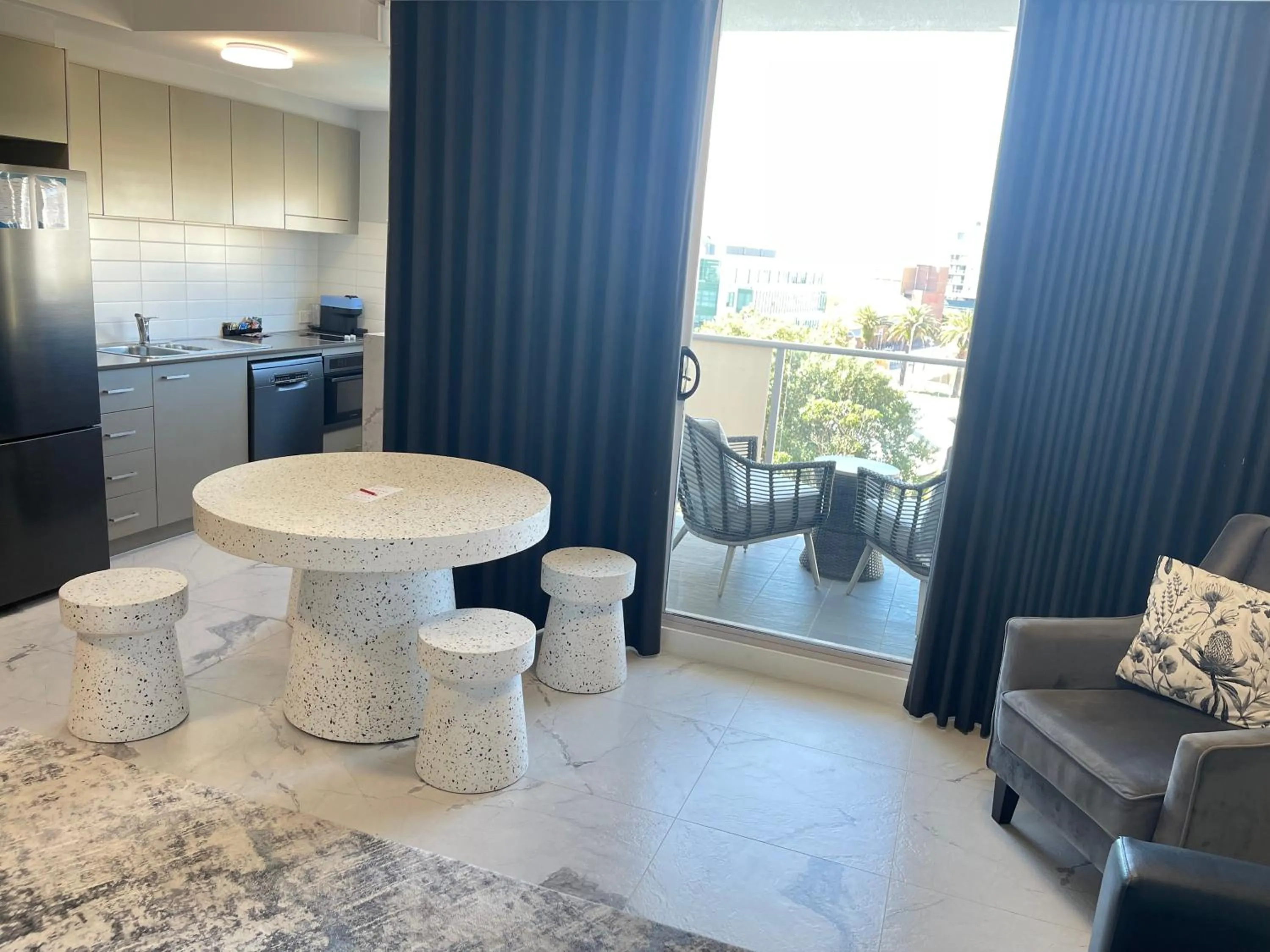 Honeysuckle Executive Apartments