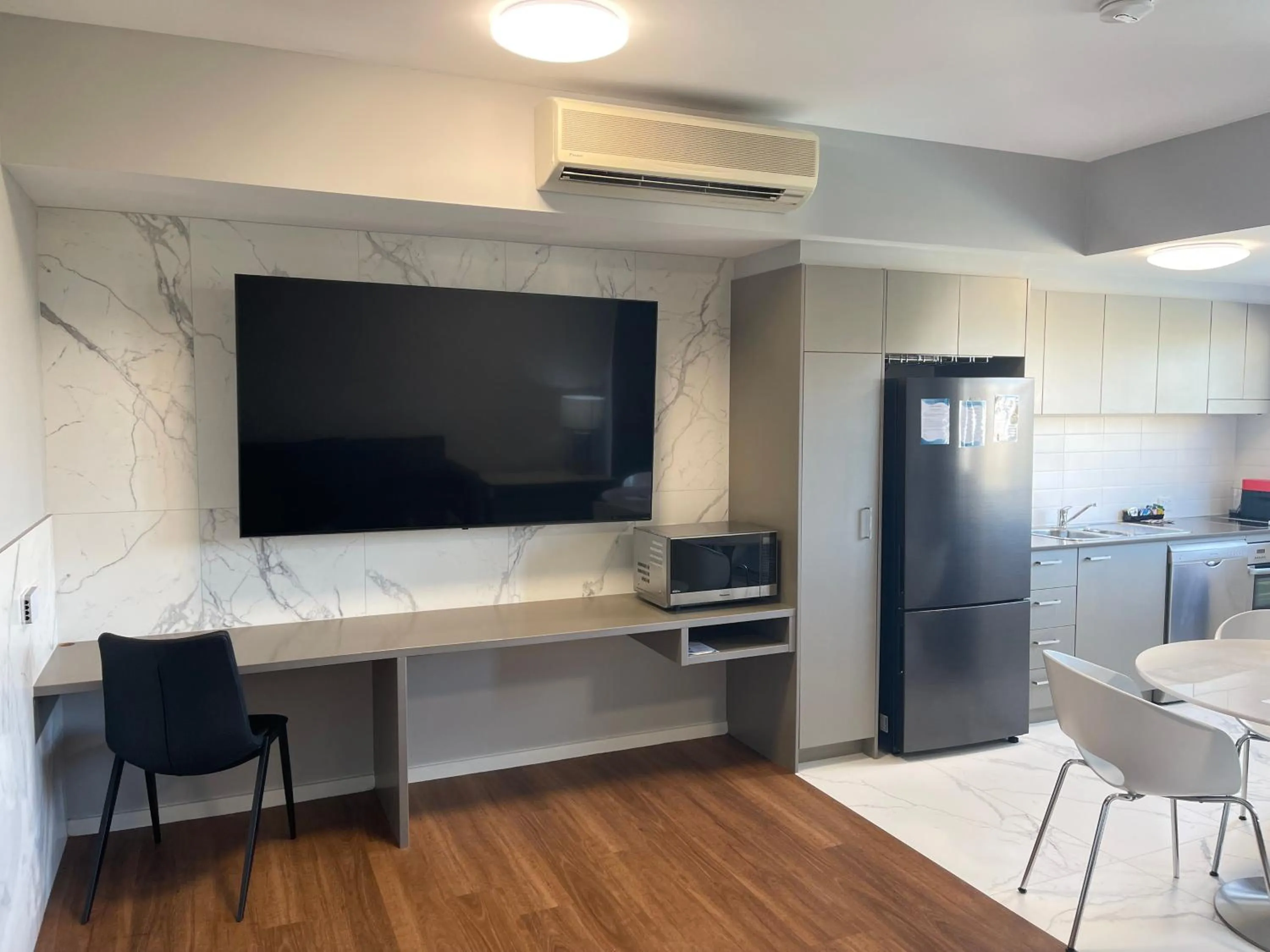 Honeysuckle Executive Apartments