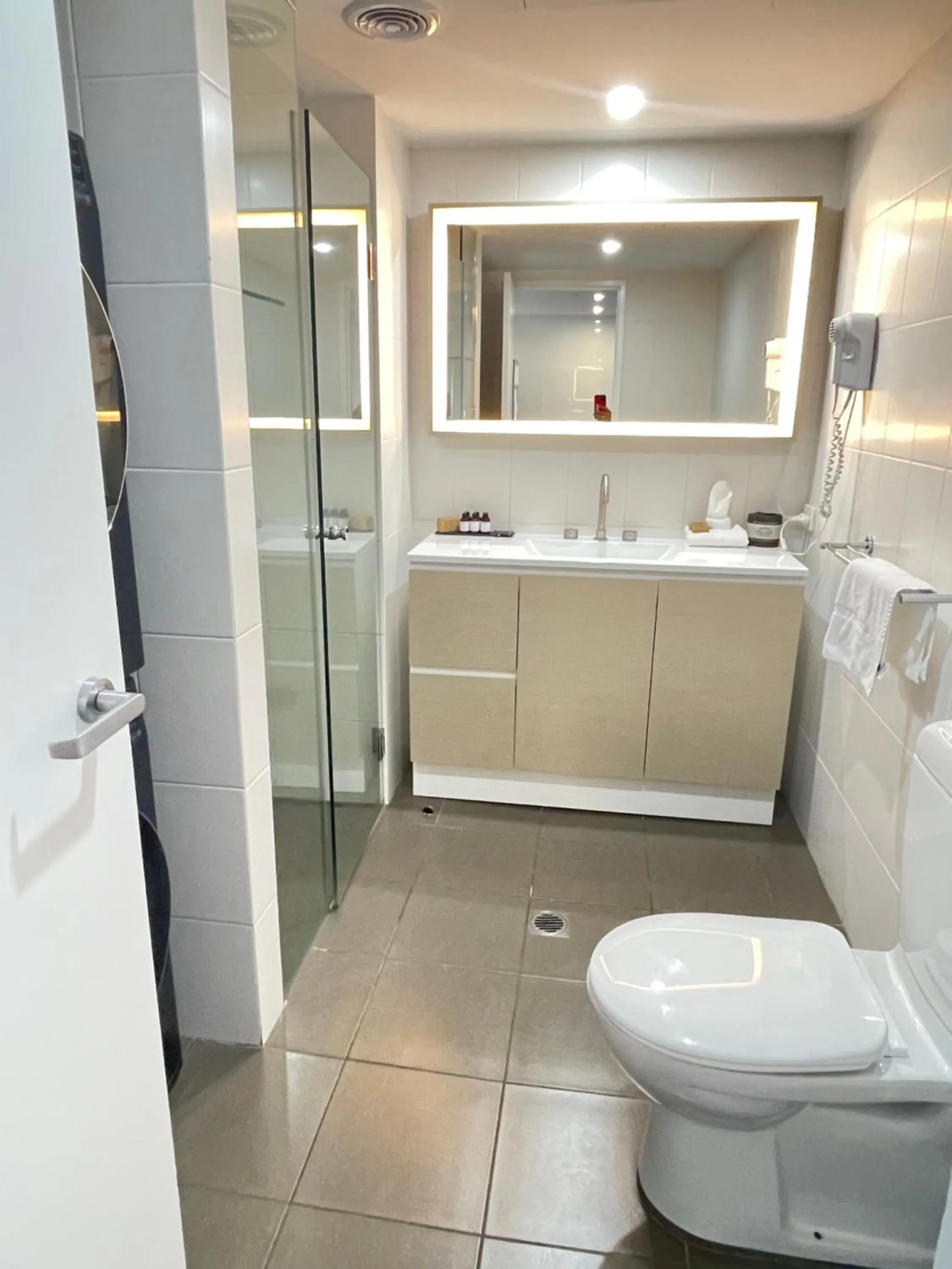 Honeysuckle Executive Apartments