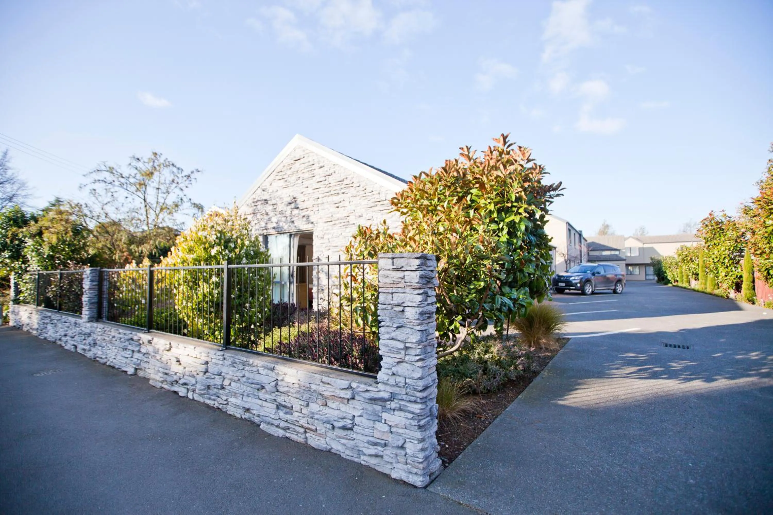 Property building in 298 Westside Motor Lodge