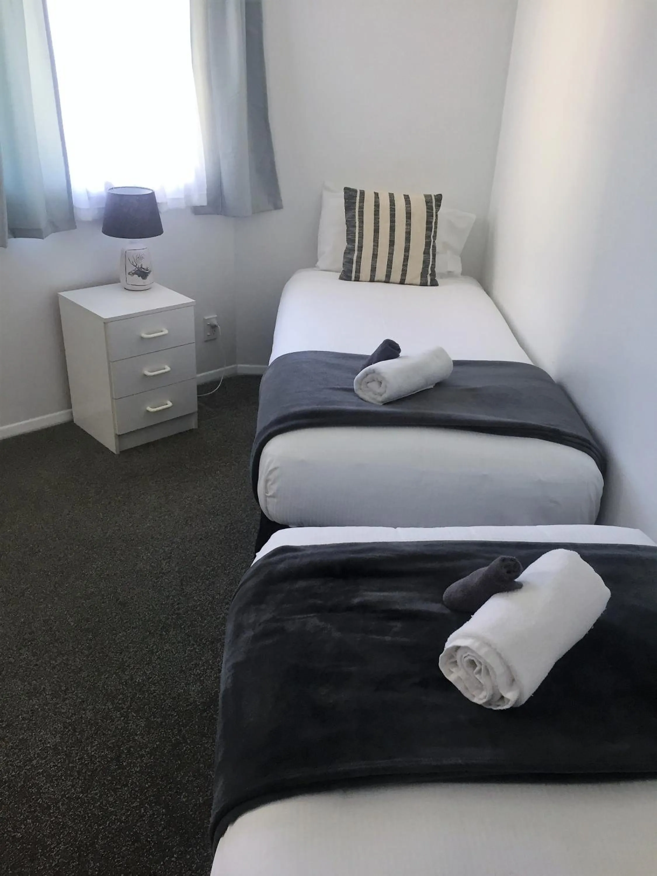 Bedroom, Bed in Fairway Motel & Apartments