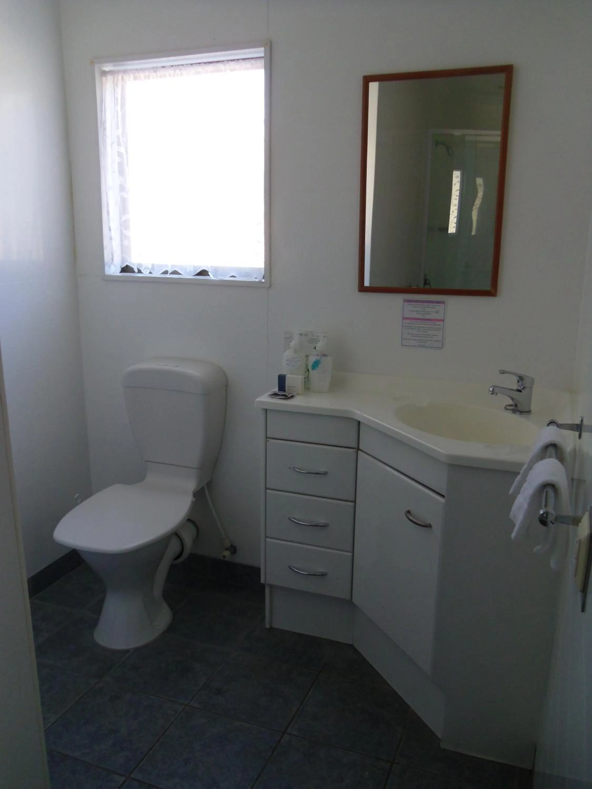 Fairway Motel & Apartments