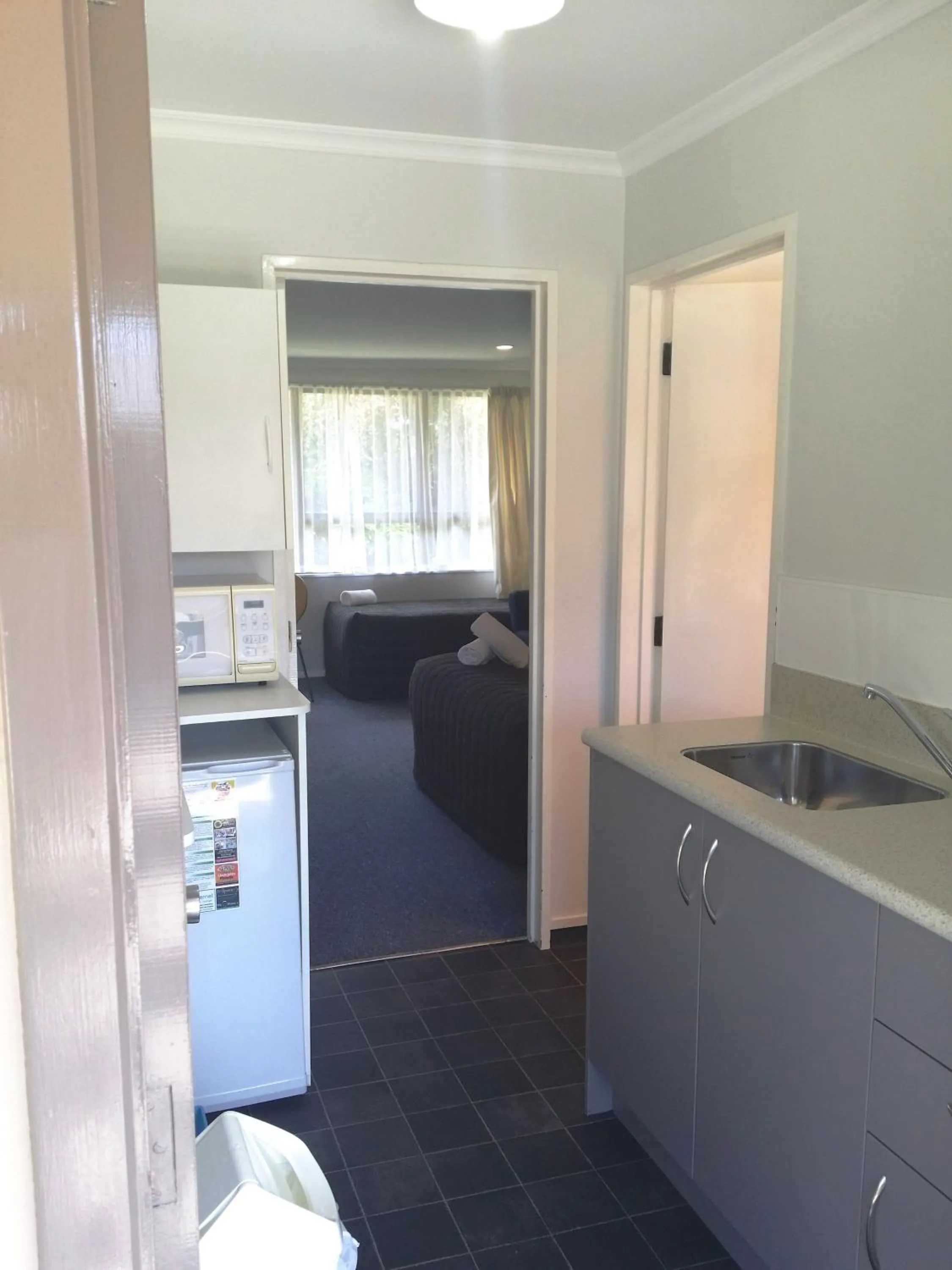 Day in Fairway Motel & Apartments