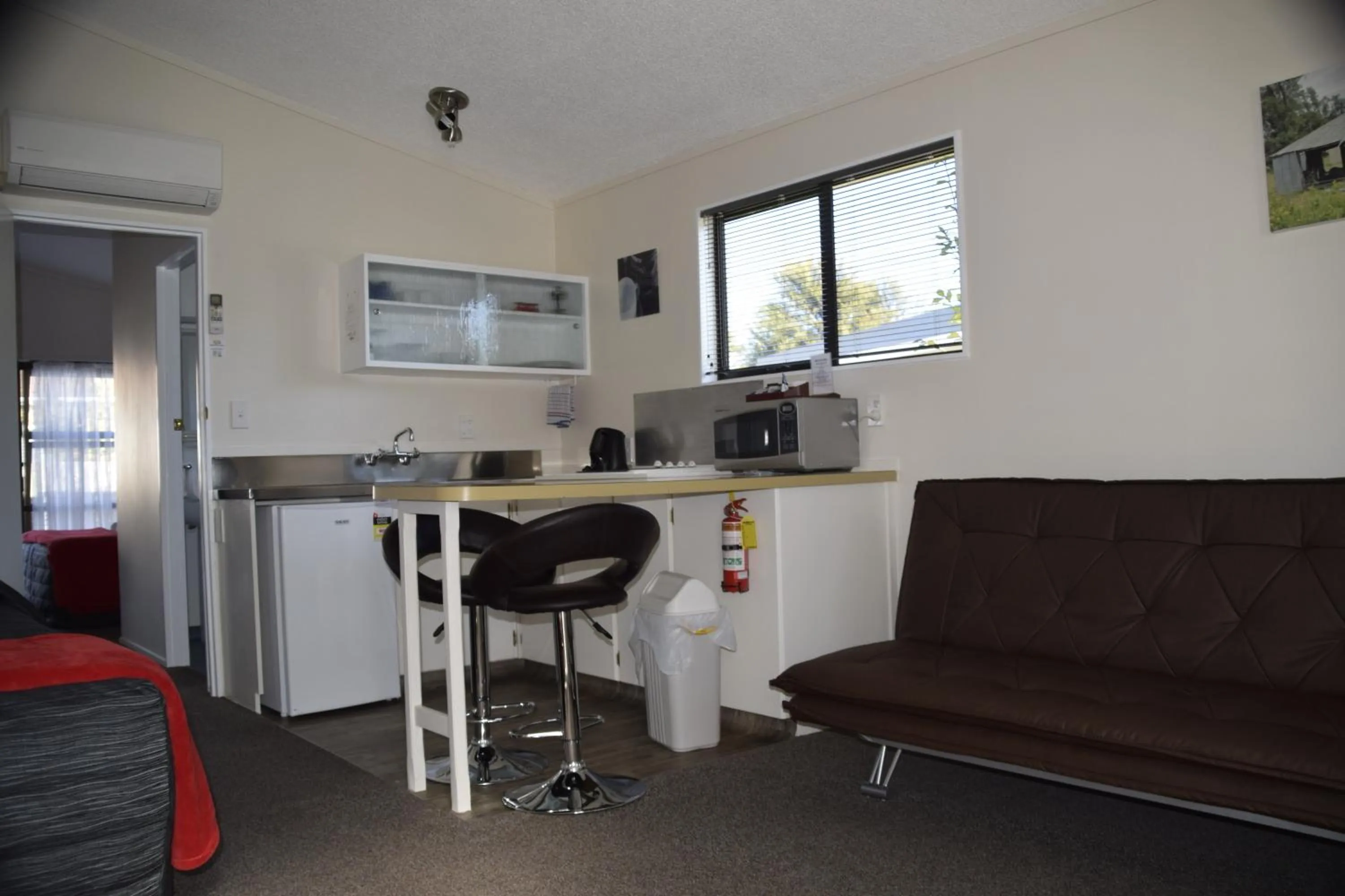 Kitchen or kitchenette in Judges Pool Motel Turangi