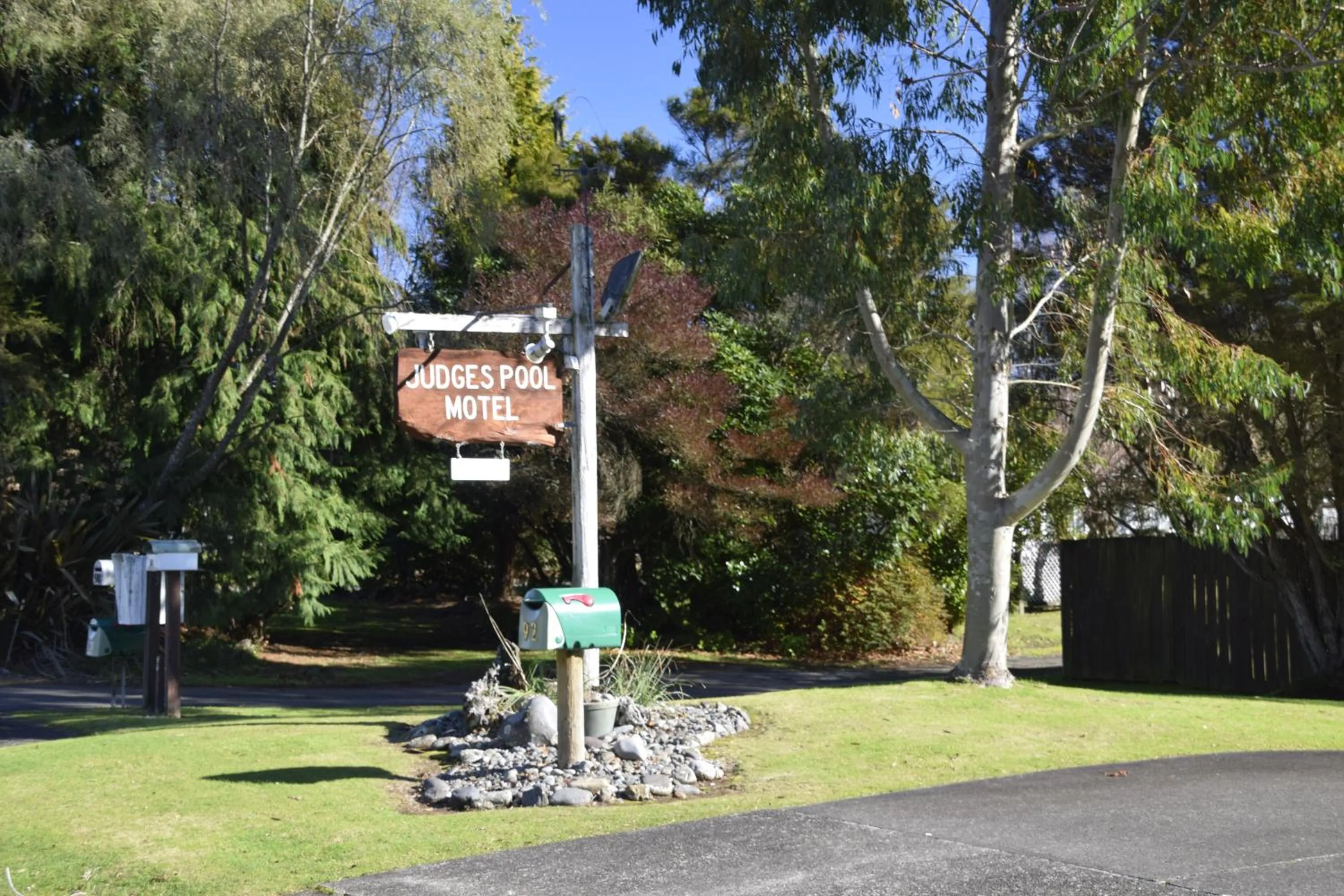 Facade/entrance in Judges Pool Motel Turangi