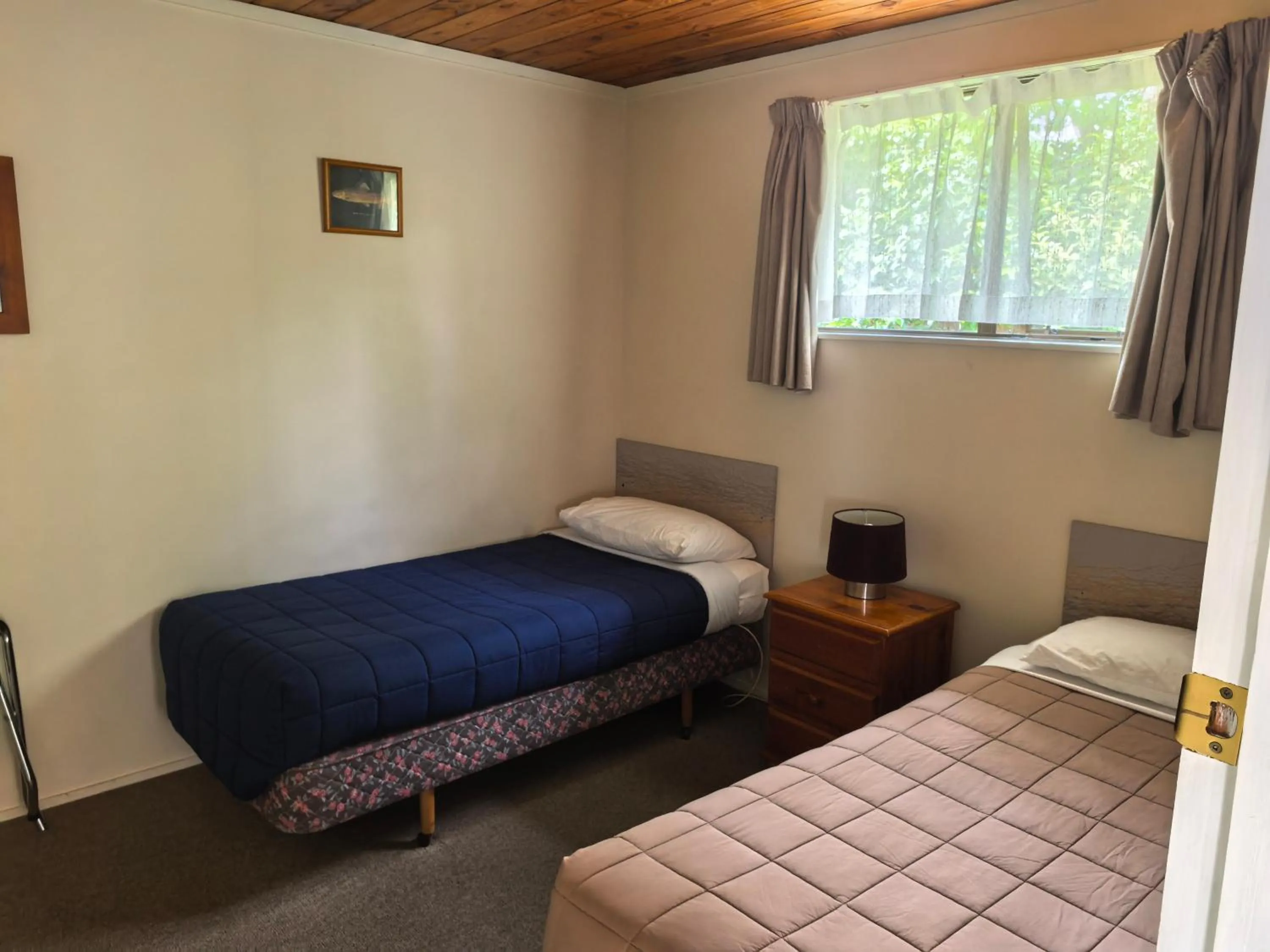 Bedroom, Bed in Judges Pool Motel Turangi