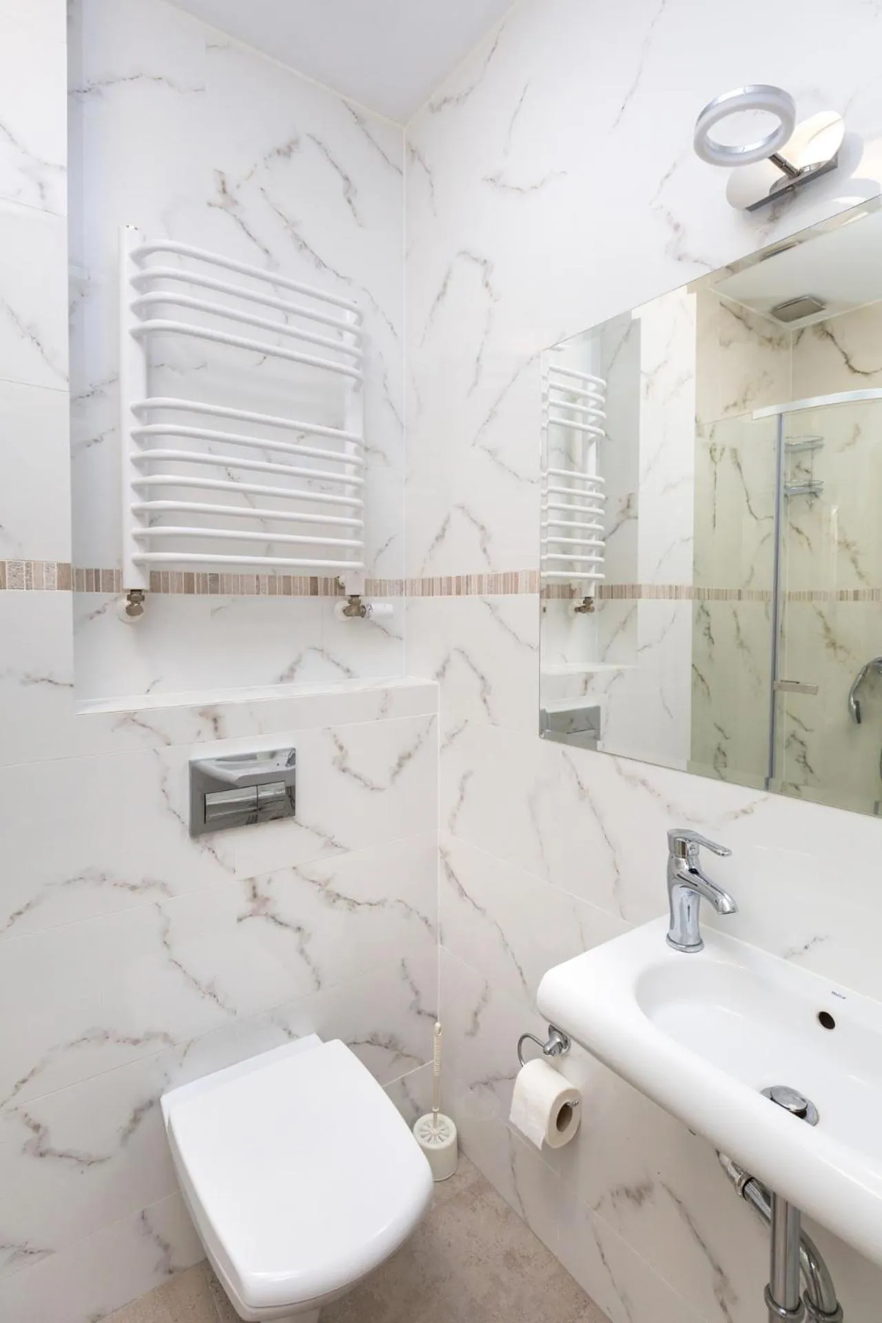 Bathroom in Hotel Vela