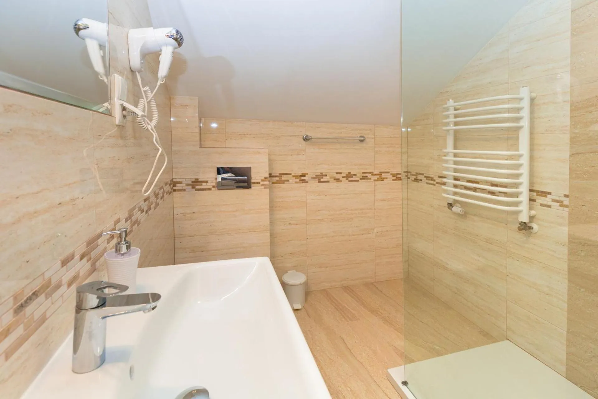 Bathroom in Hotel Vela