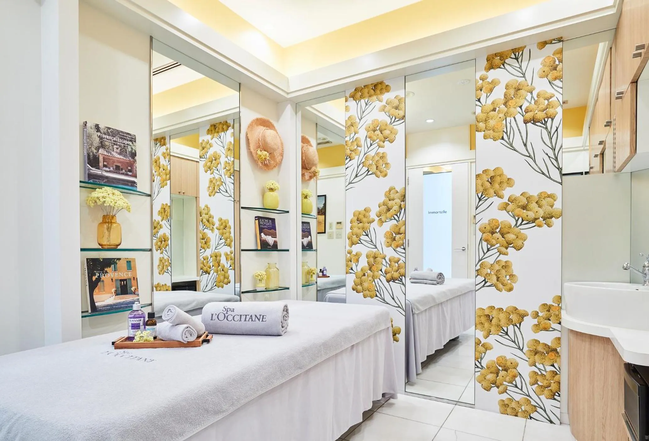 Spa and wellness centre/facilities, Bed in Royal Park Hotel