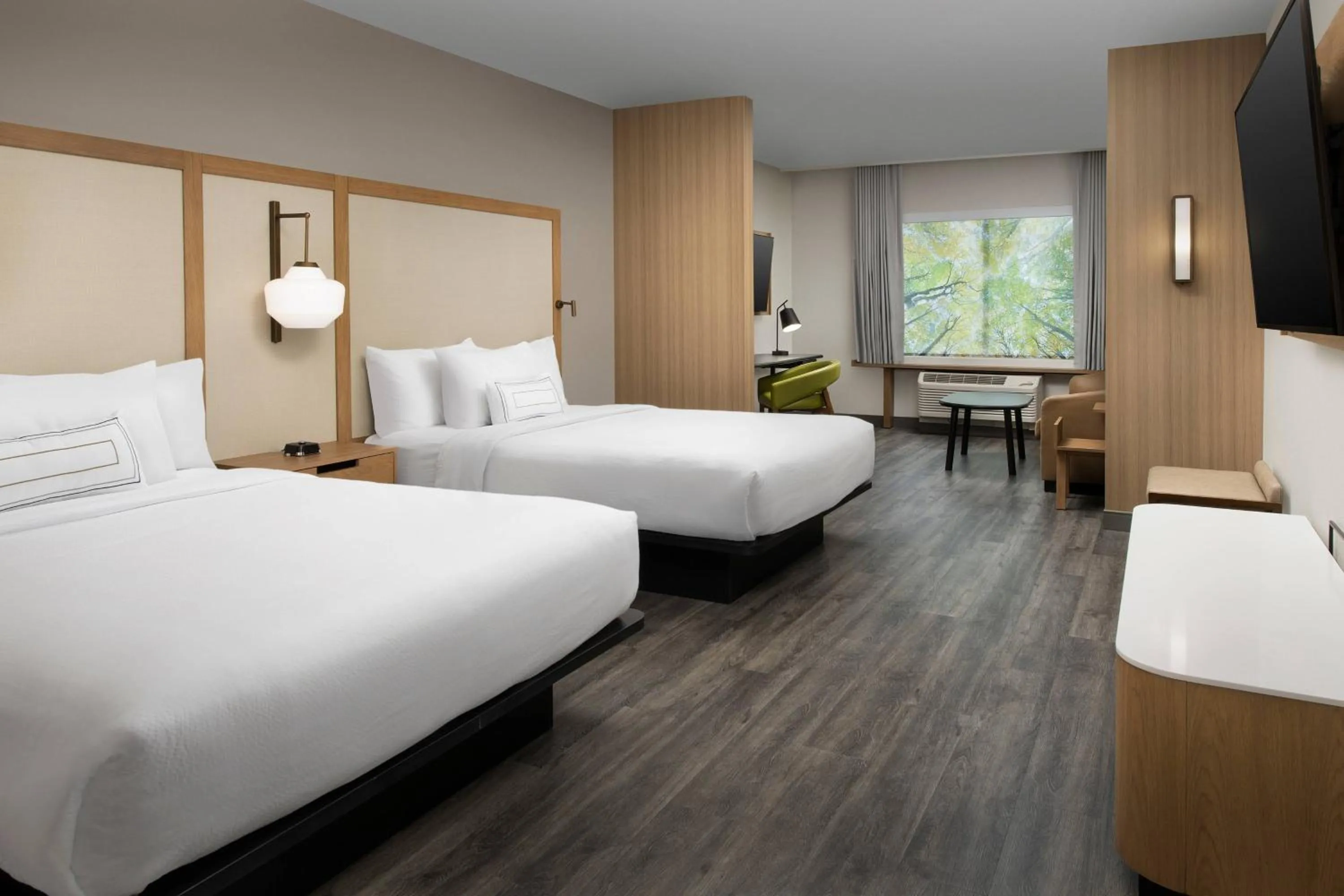 Photo of the whole room, Bed in Fairfield Inn & Suites by Marriott Gainesville I-75