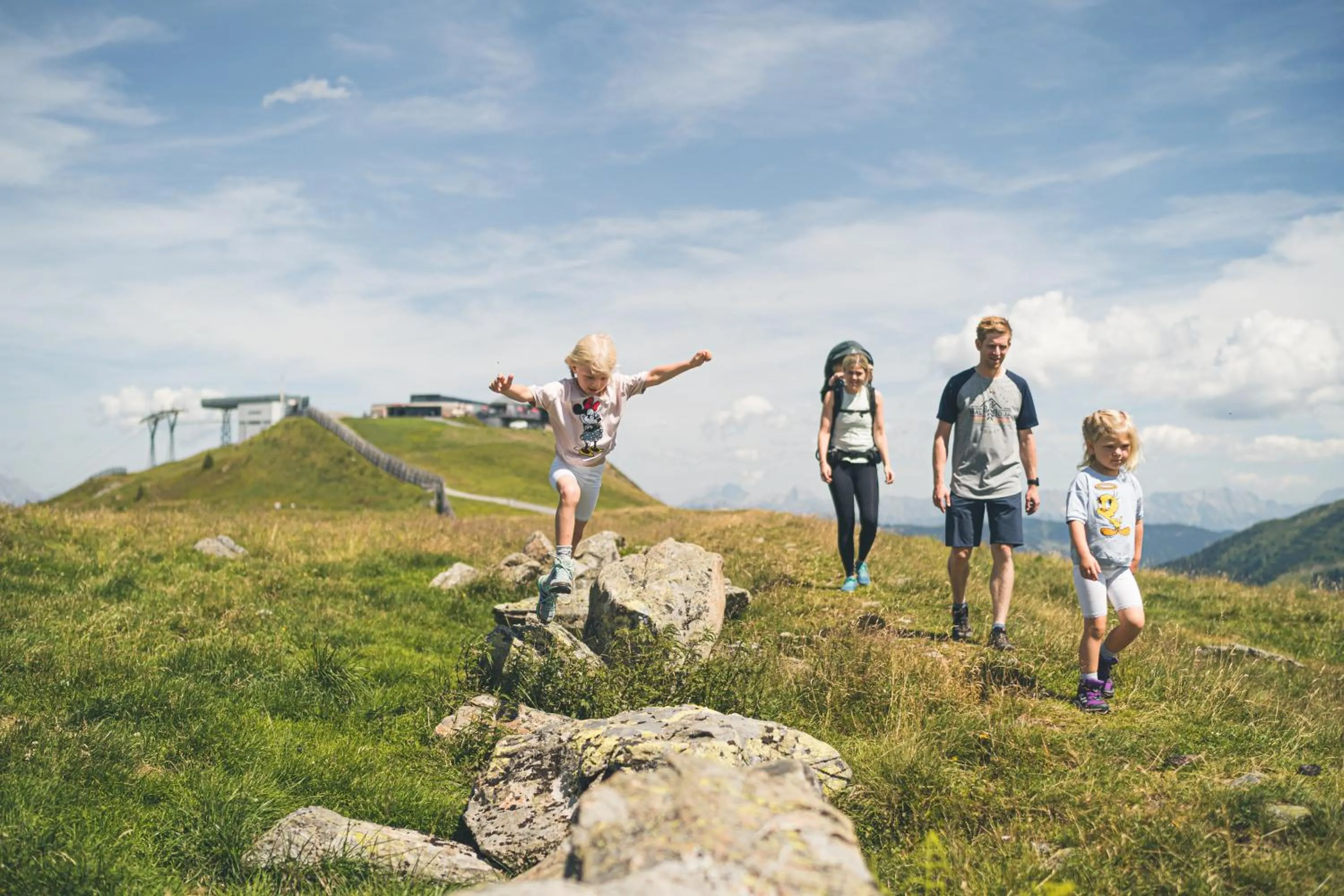 Hiking in Hotel Schachner