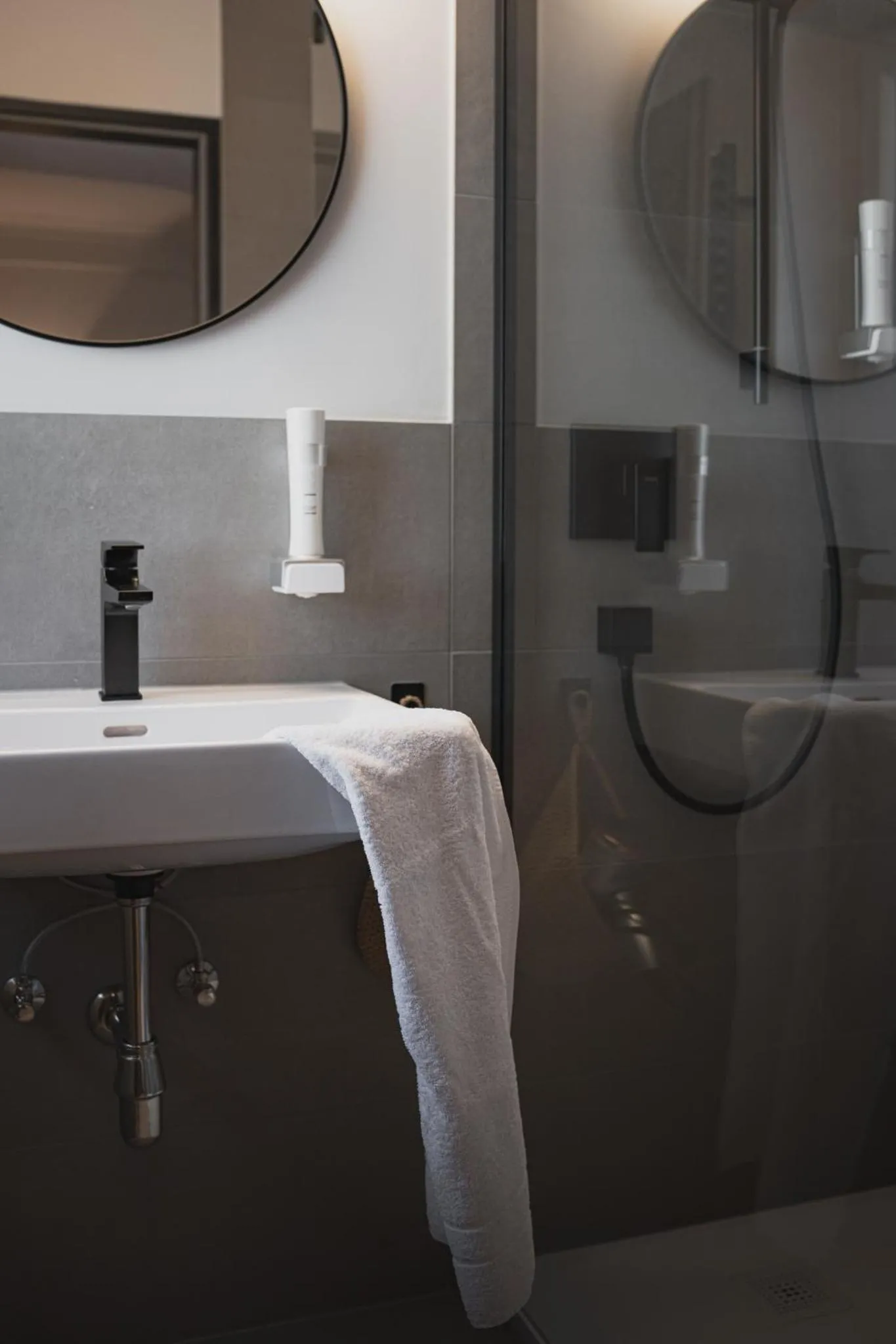 Bathroom in Hotel Schachner