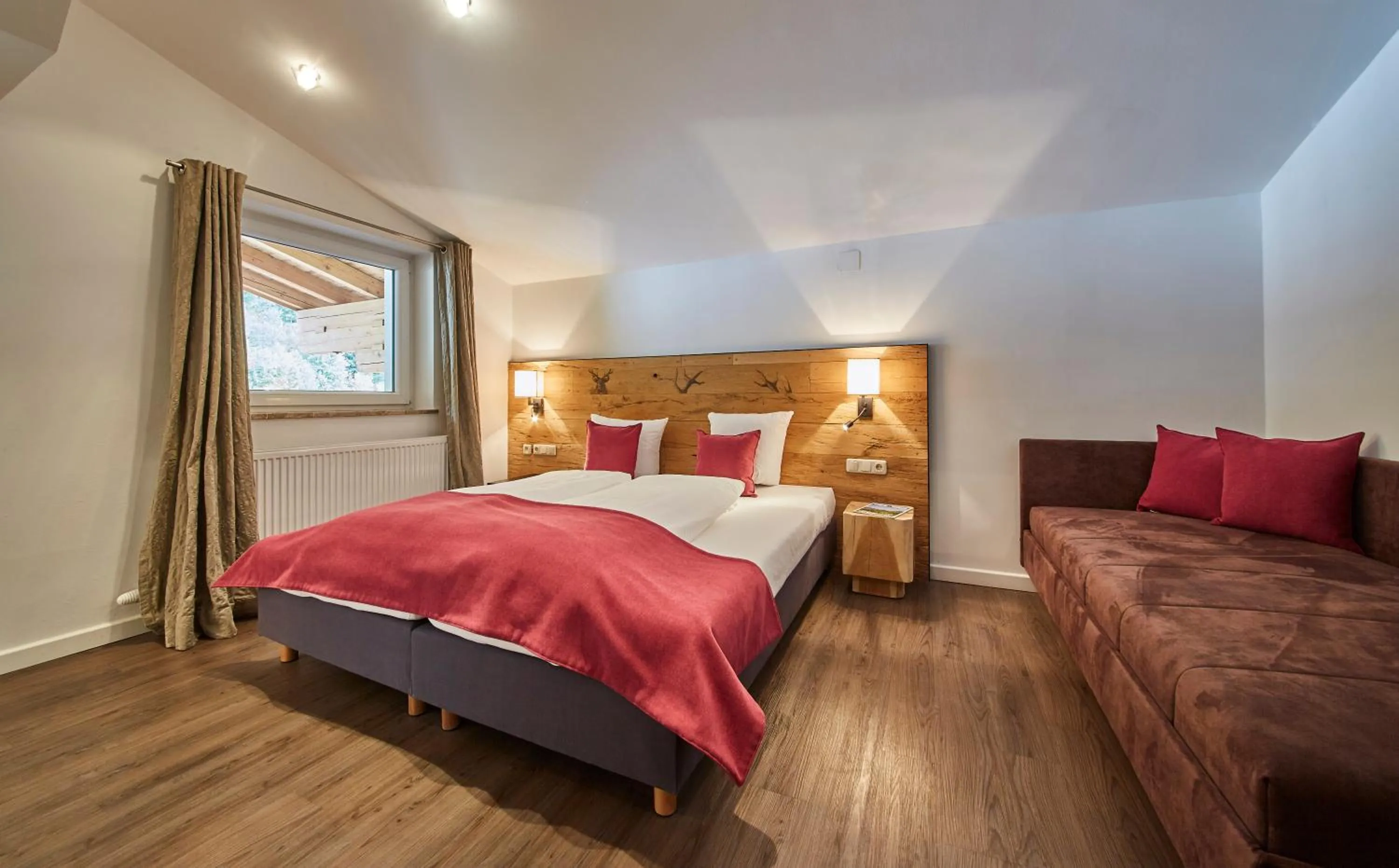 Photo of the whole room, Bed in Hotel Schachner