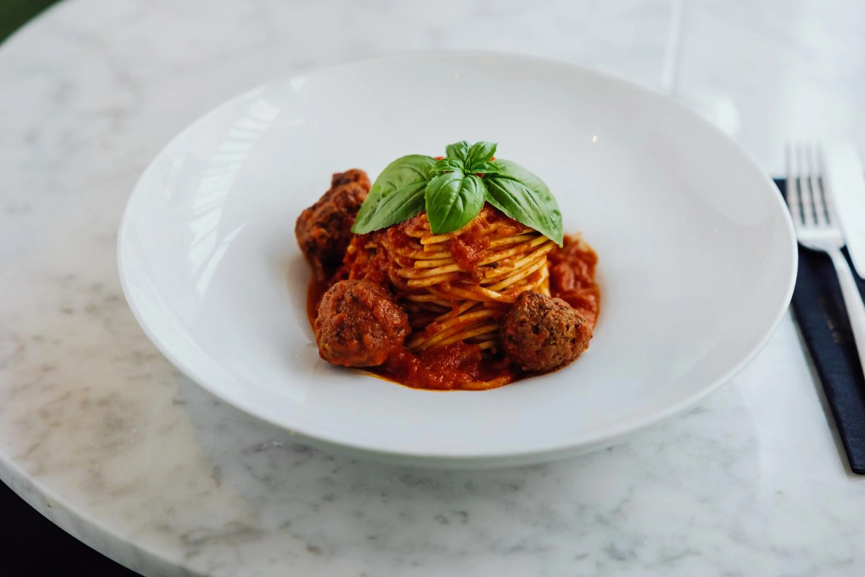 Dinner in Roomers Munich, Autograph Collection