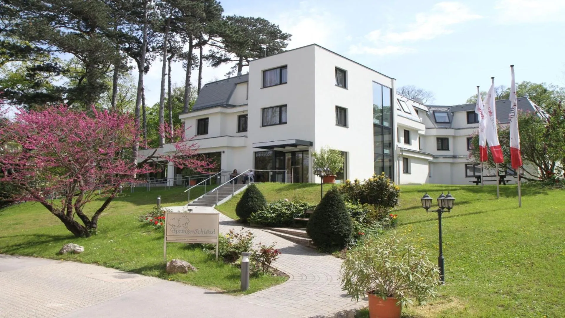 Property building in Seminarhotel Springer Schlössl