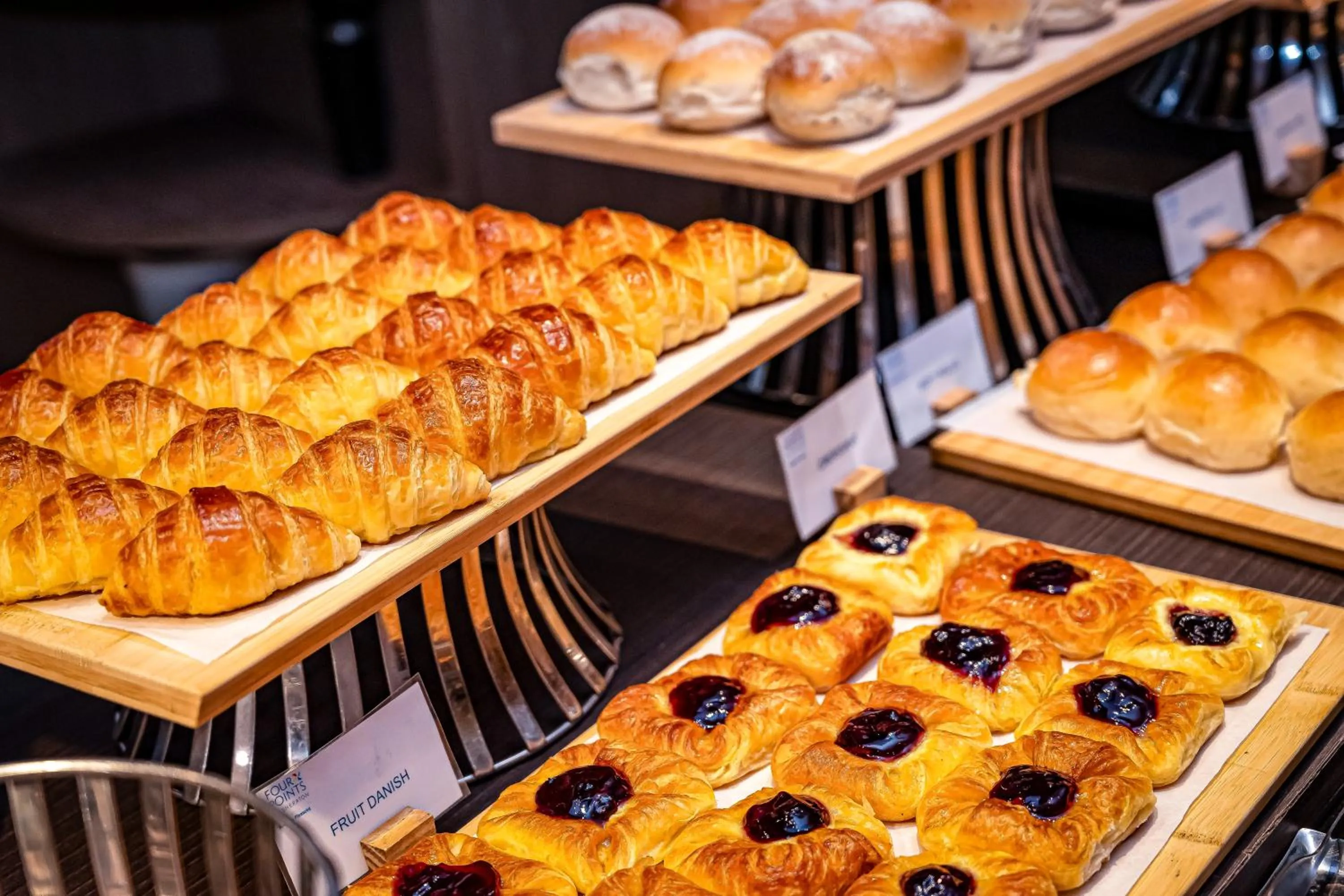 Restaurant/places to eat in Four Points by Sheraton Bangkok Ploenchit Sukhumvit