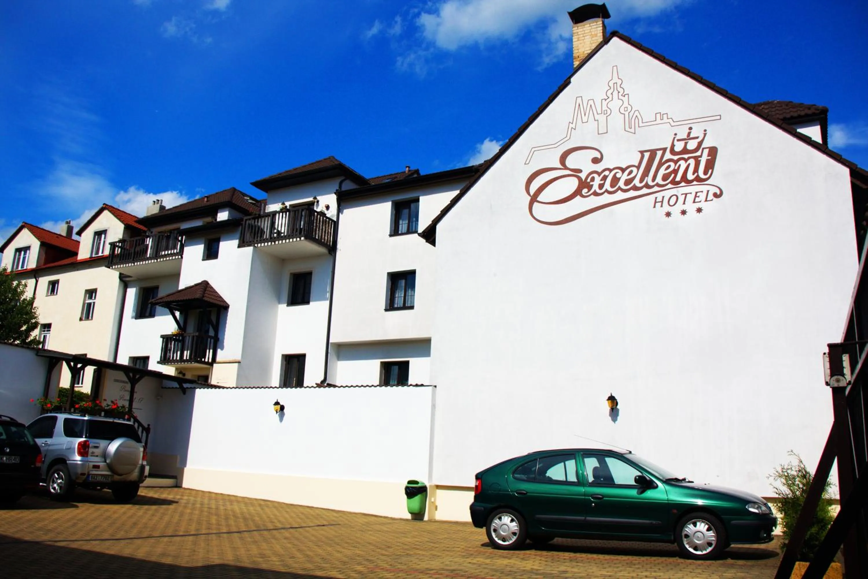 Area and facilities in Hotel Excellent