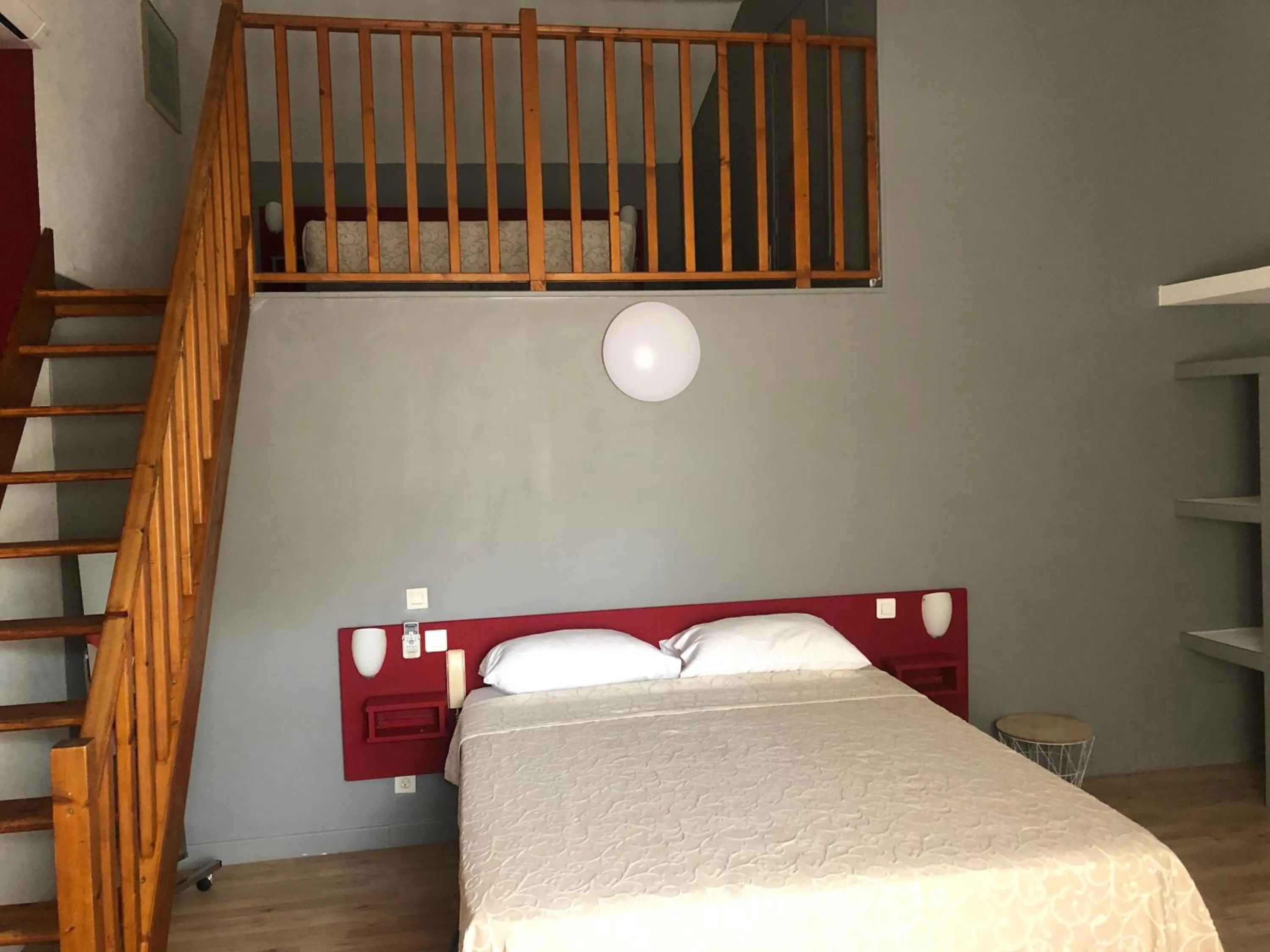 Bed in Hotel Aurelia