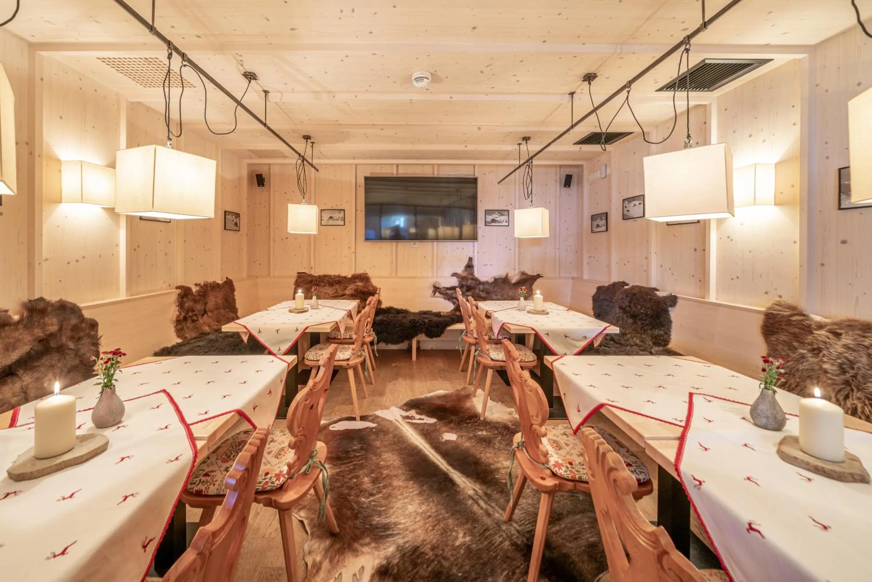 Restaurant/places to eat in Hotel Hochsölden