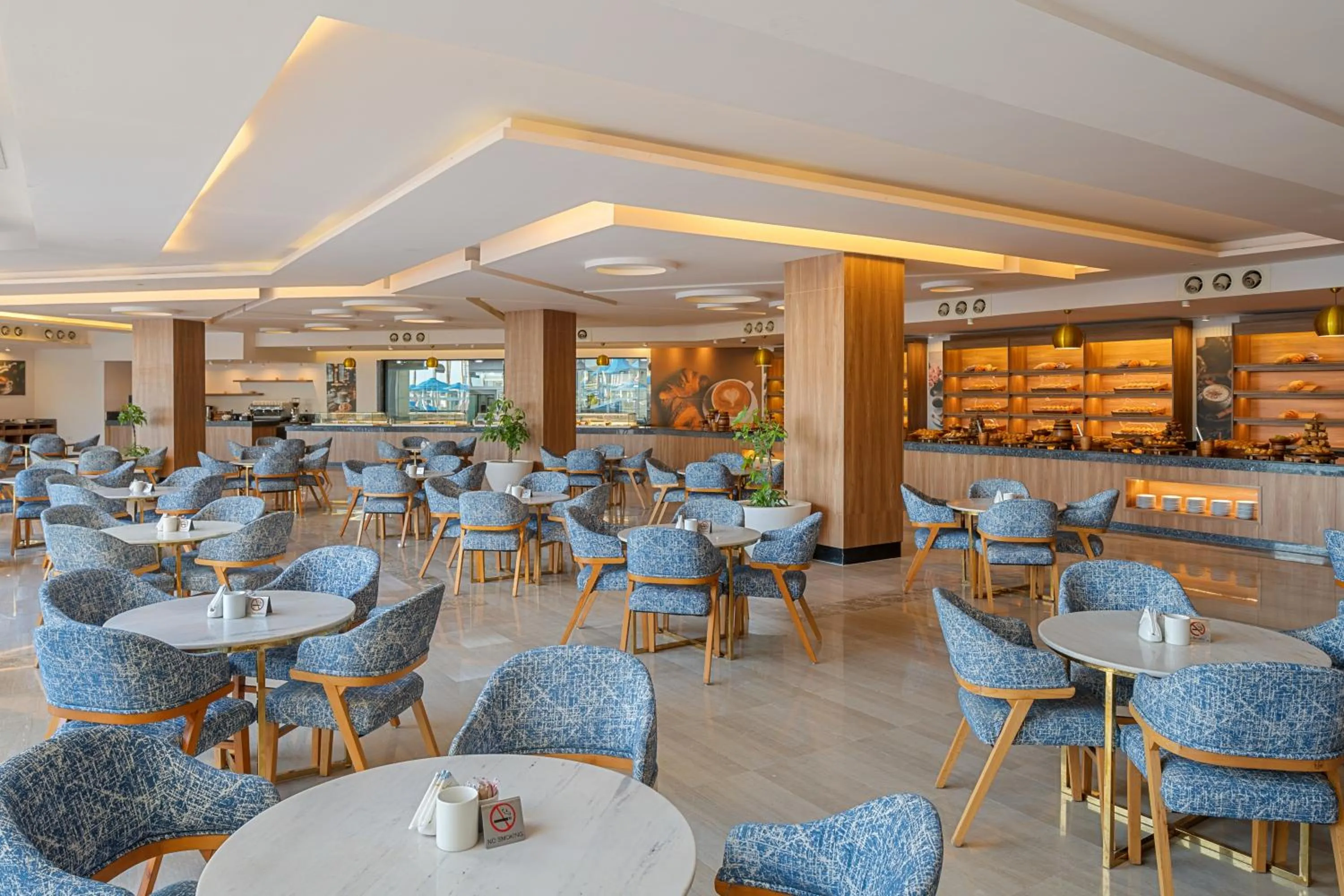 Lounge or bar in Beach Albatros Aqua Park - Hurghada