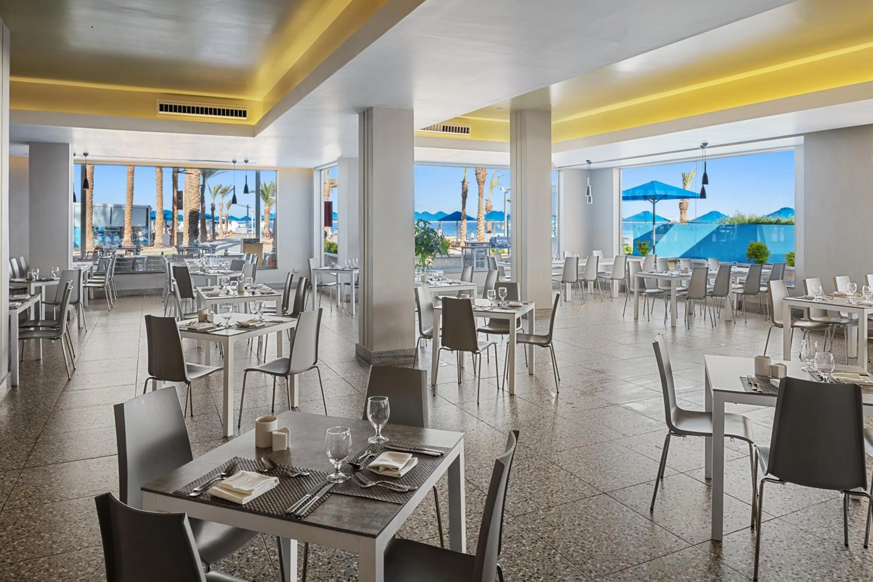 Restaurant/places to eat in Beach Albatros Aqua Park - Hurghada