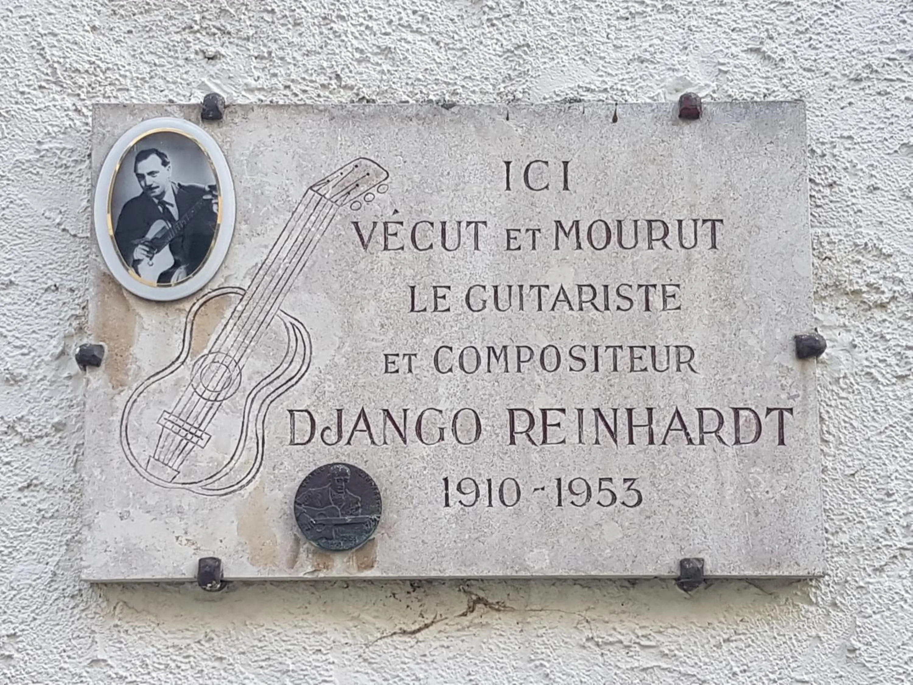 Off site in La Montignonne